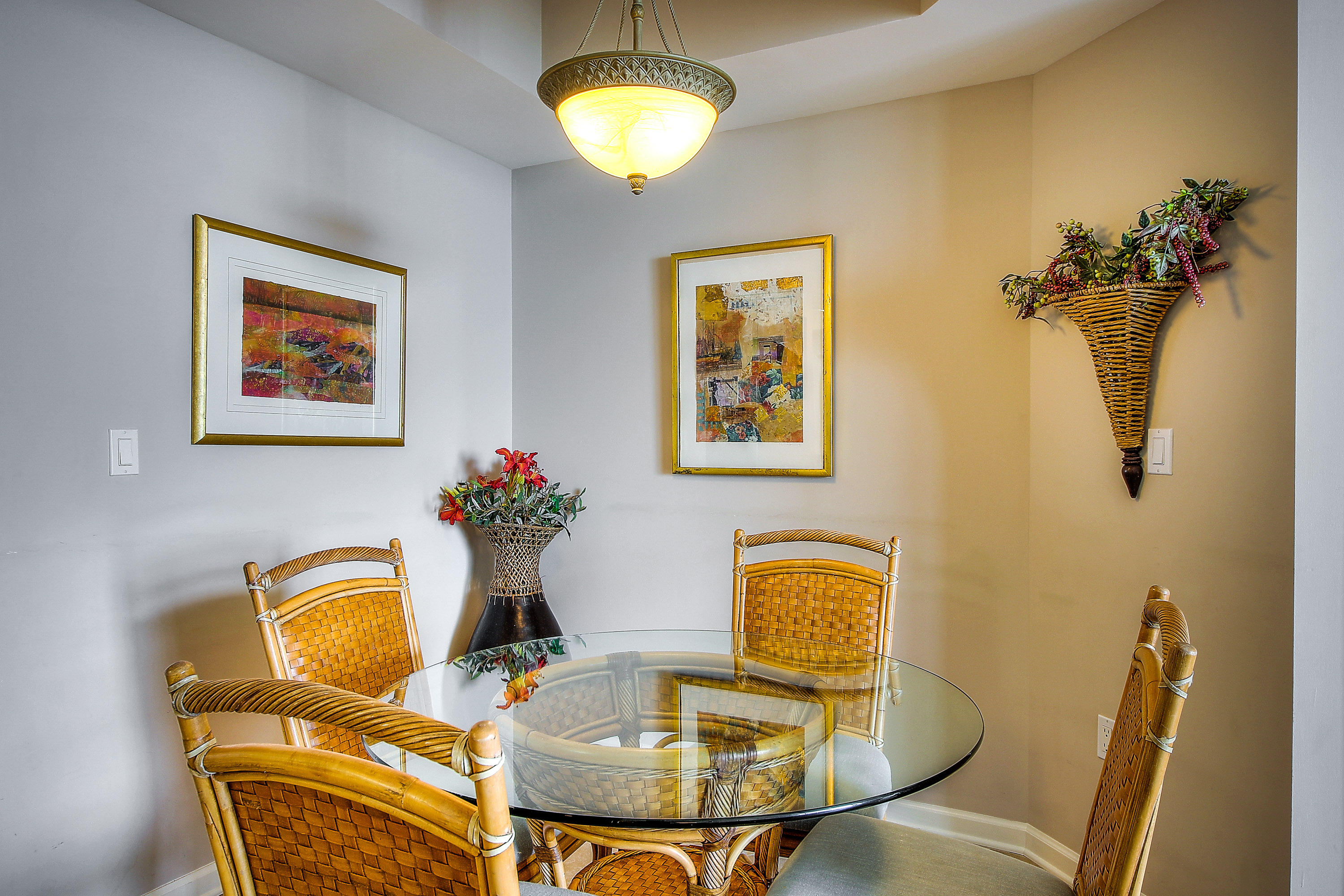 SILVER BEACH TOWERS WEST - Residential