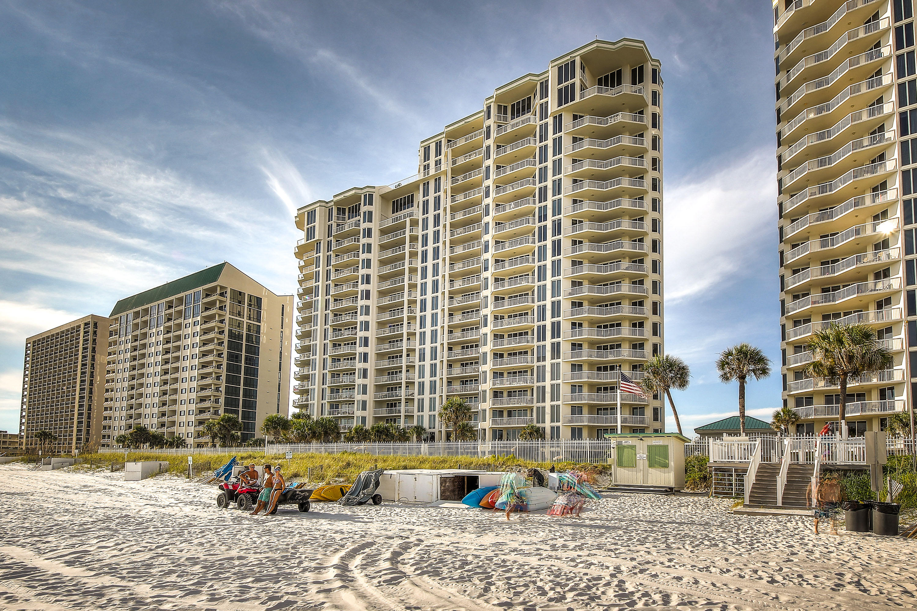 SILVER BEACH TOWERS WEST - Residential