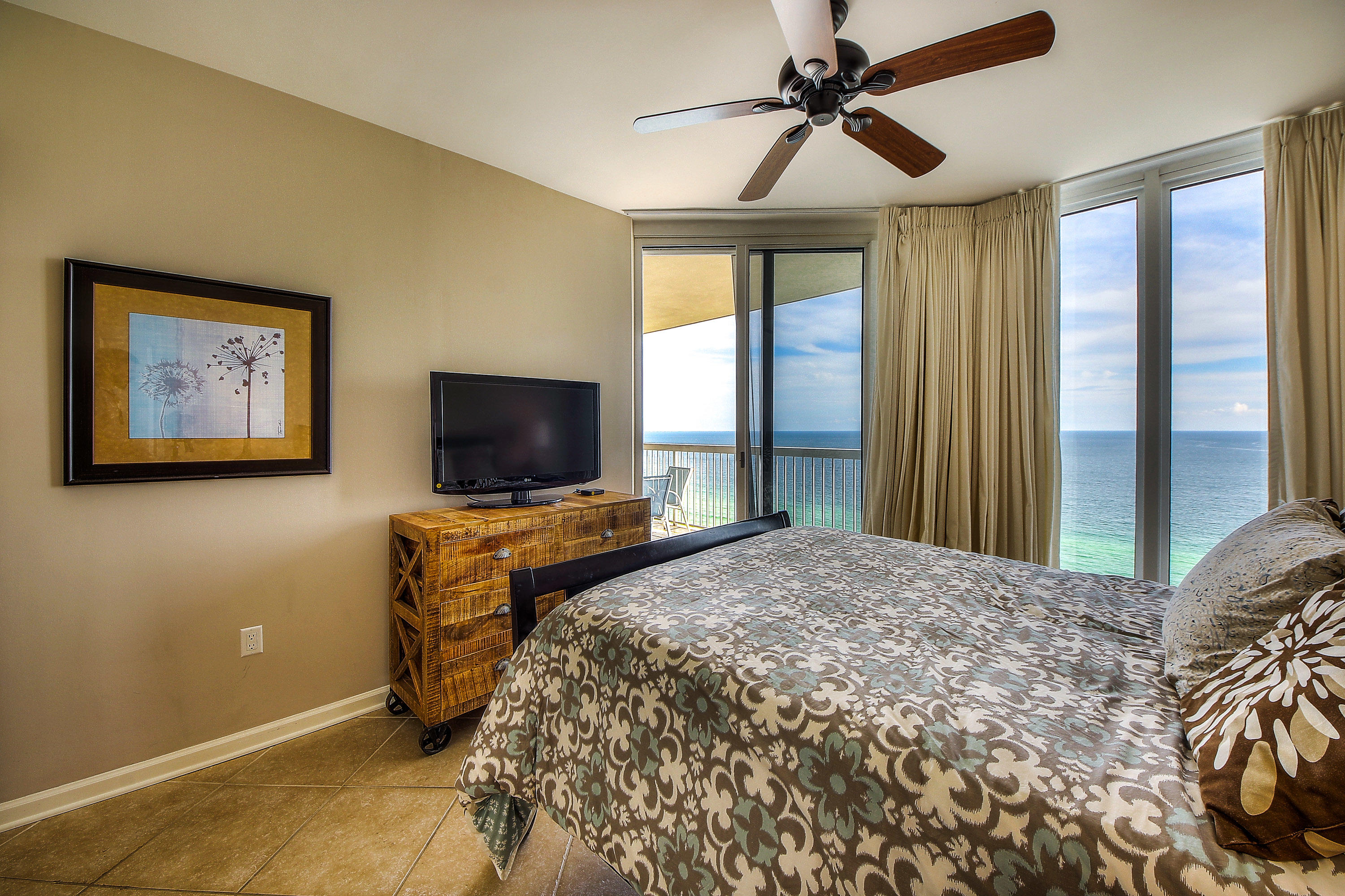 SILVER BEACH TOWERS WEST - Residential