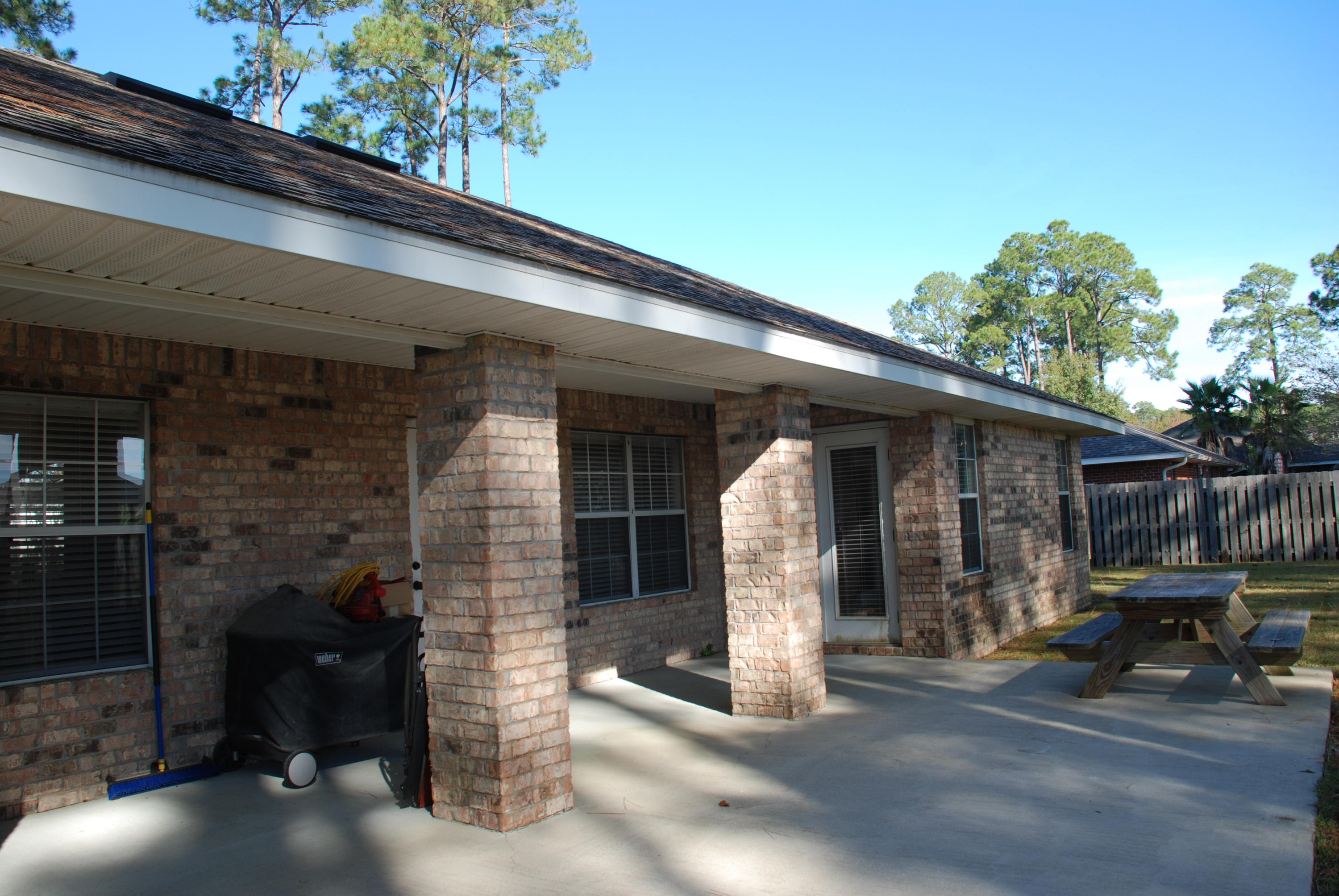 DRIFTWOOD ESTATES - Residential Lease