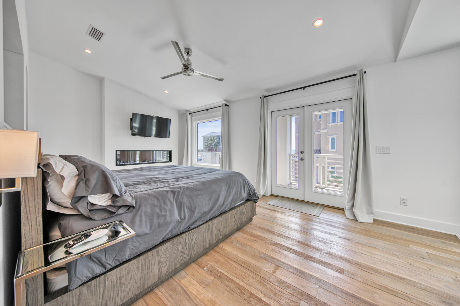 OCEANSIDE - Residential