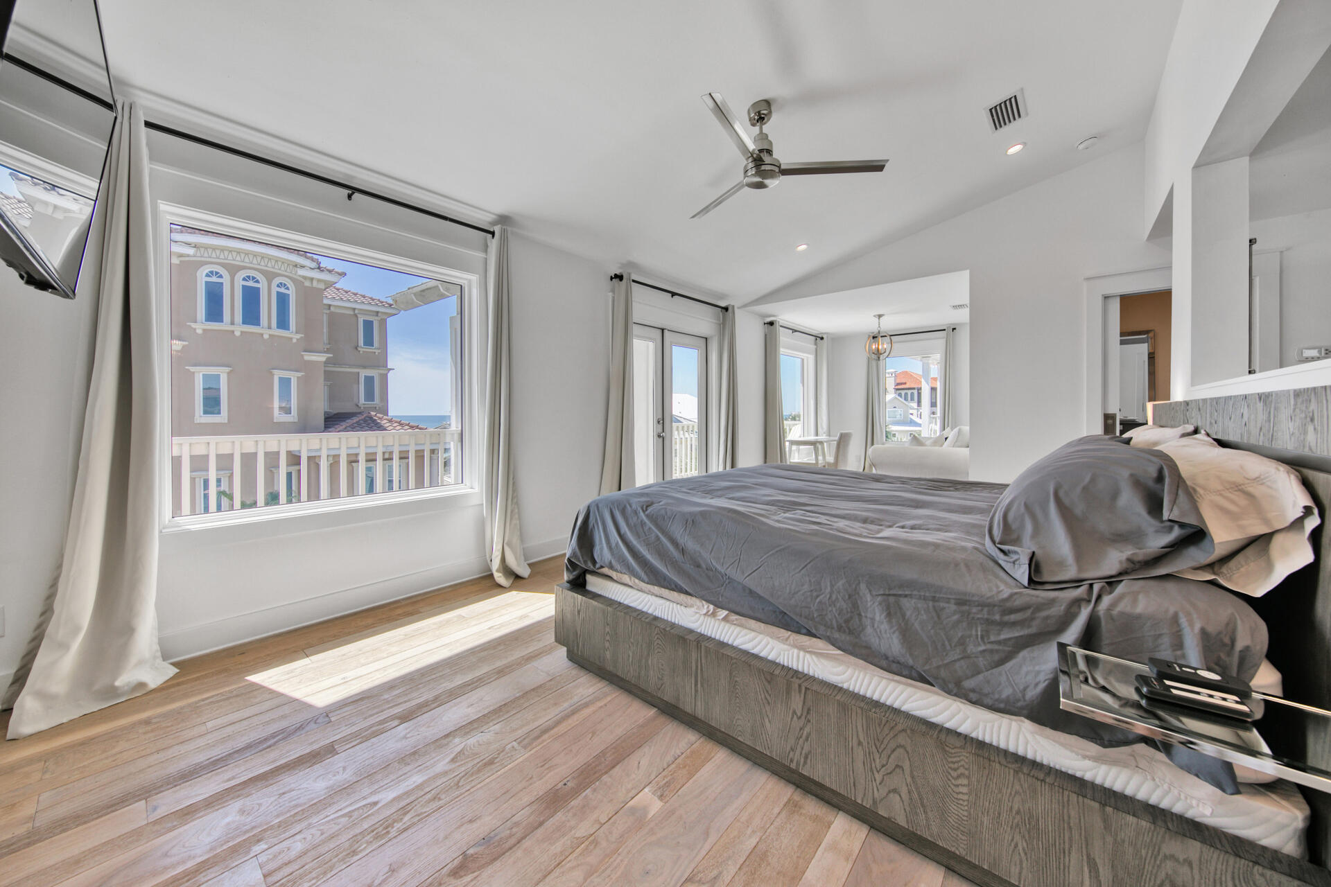 OCEANSIDE - Residential