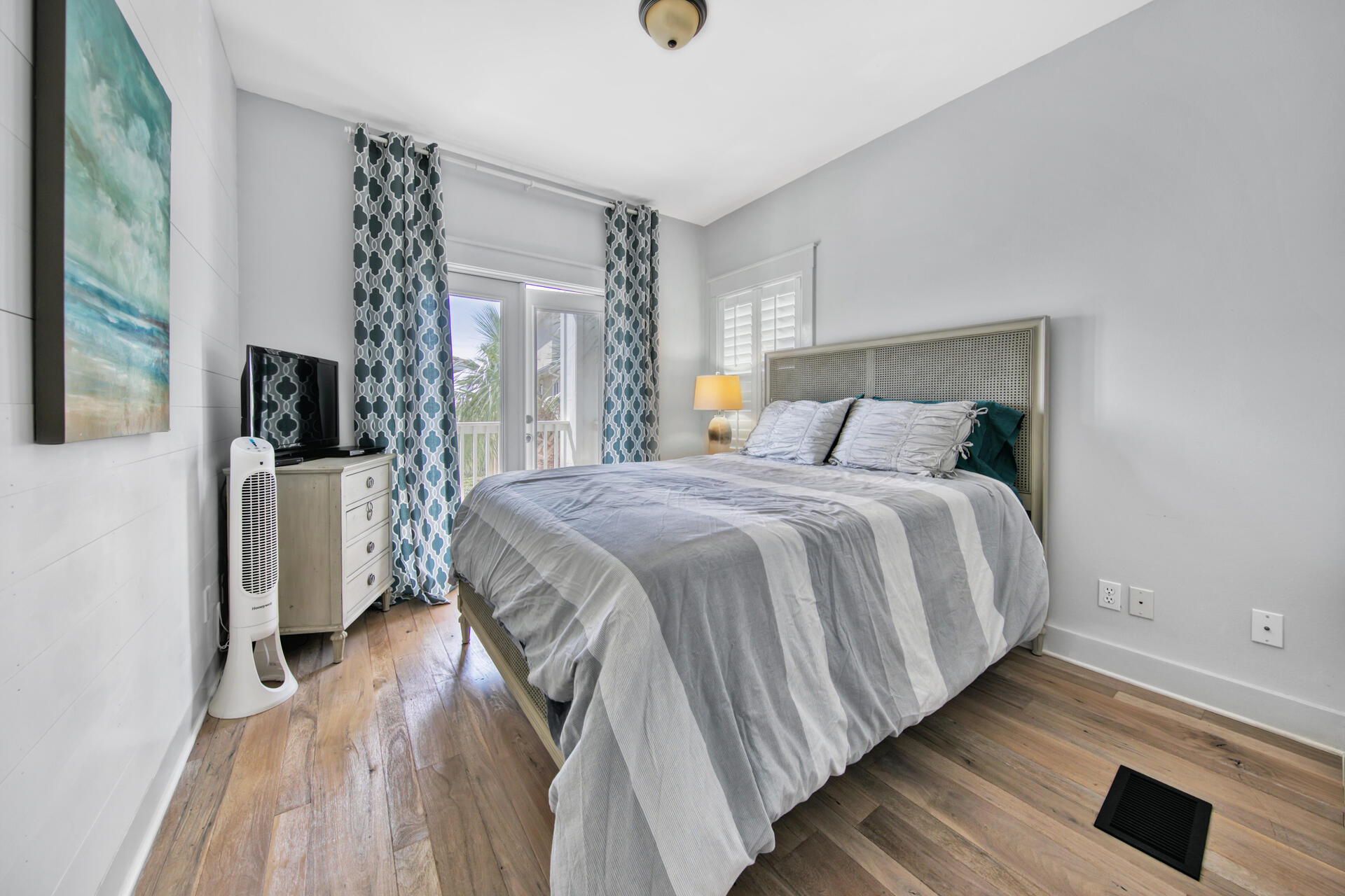 OCEANSIDE - Residential