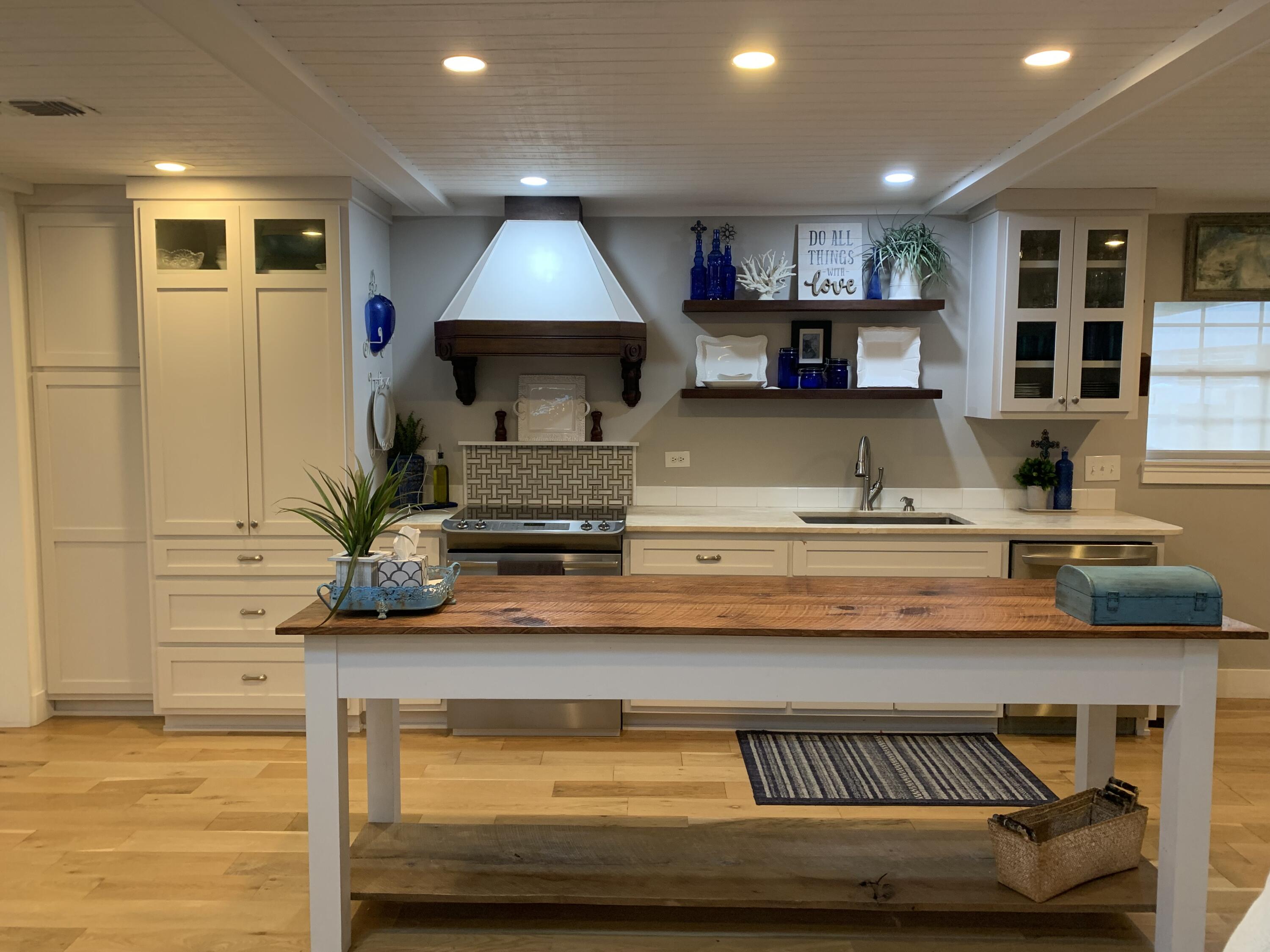 GULF PINES - Residential