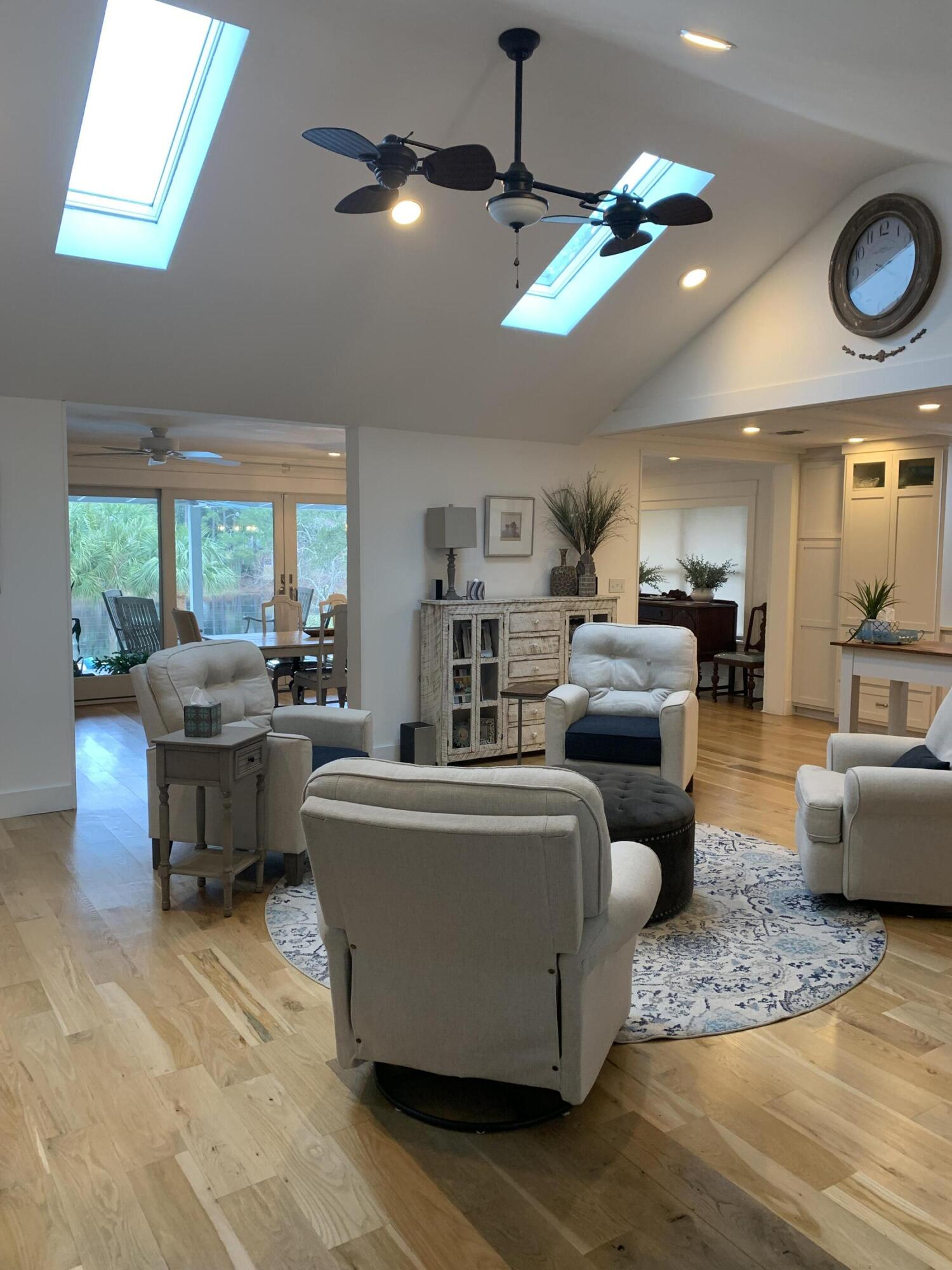GULF PINES - Residential