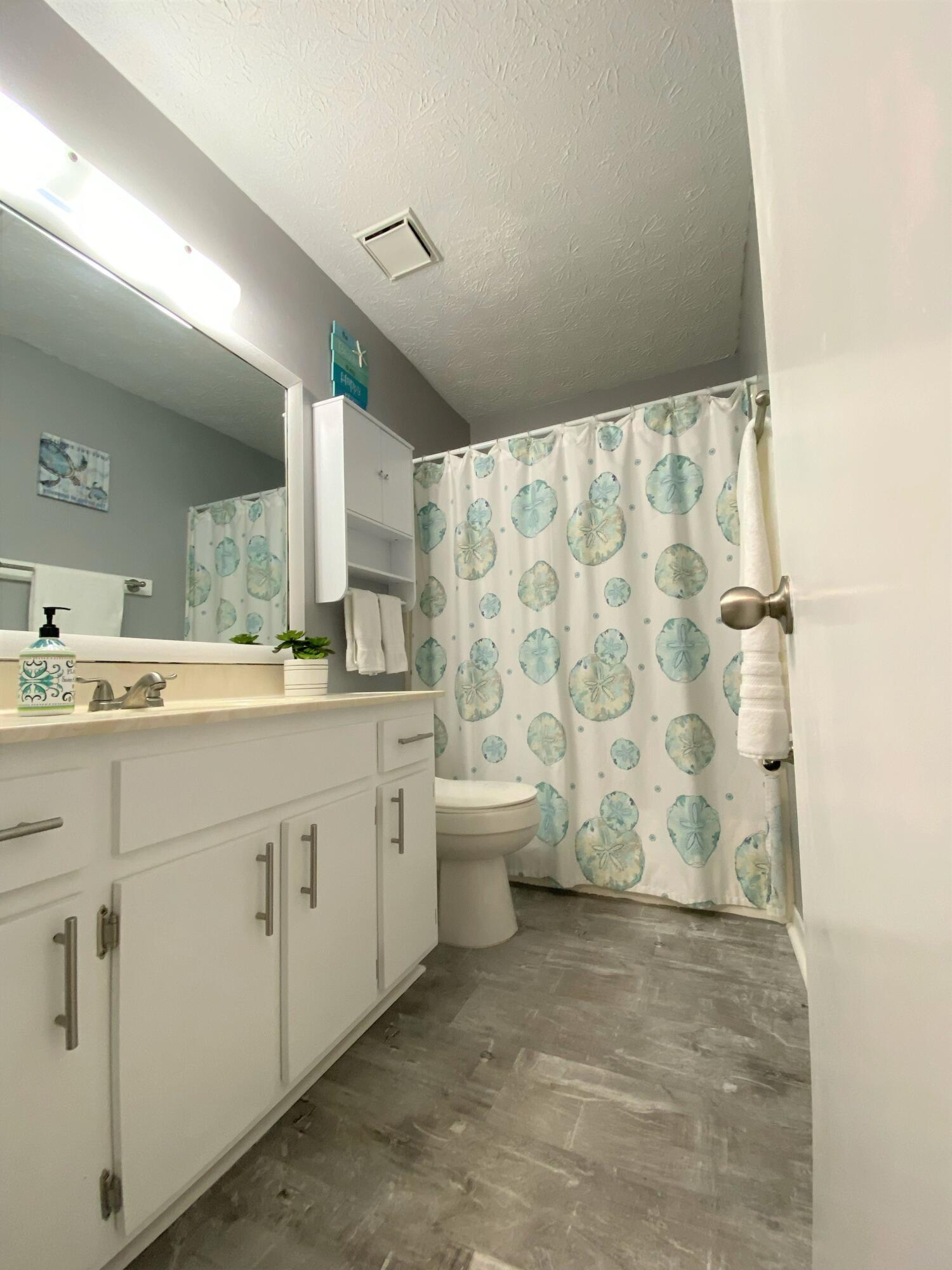 SOUTHWIND 1 CONDO - Residential