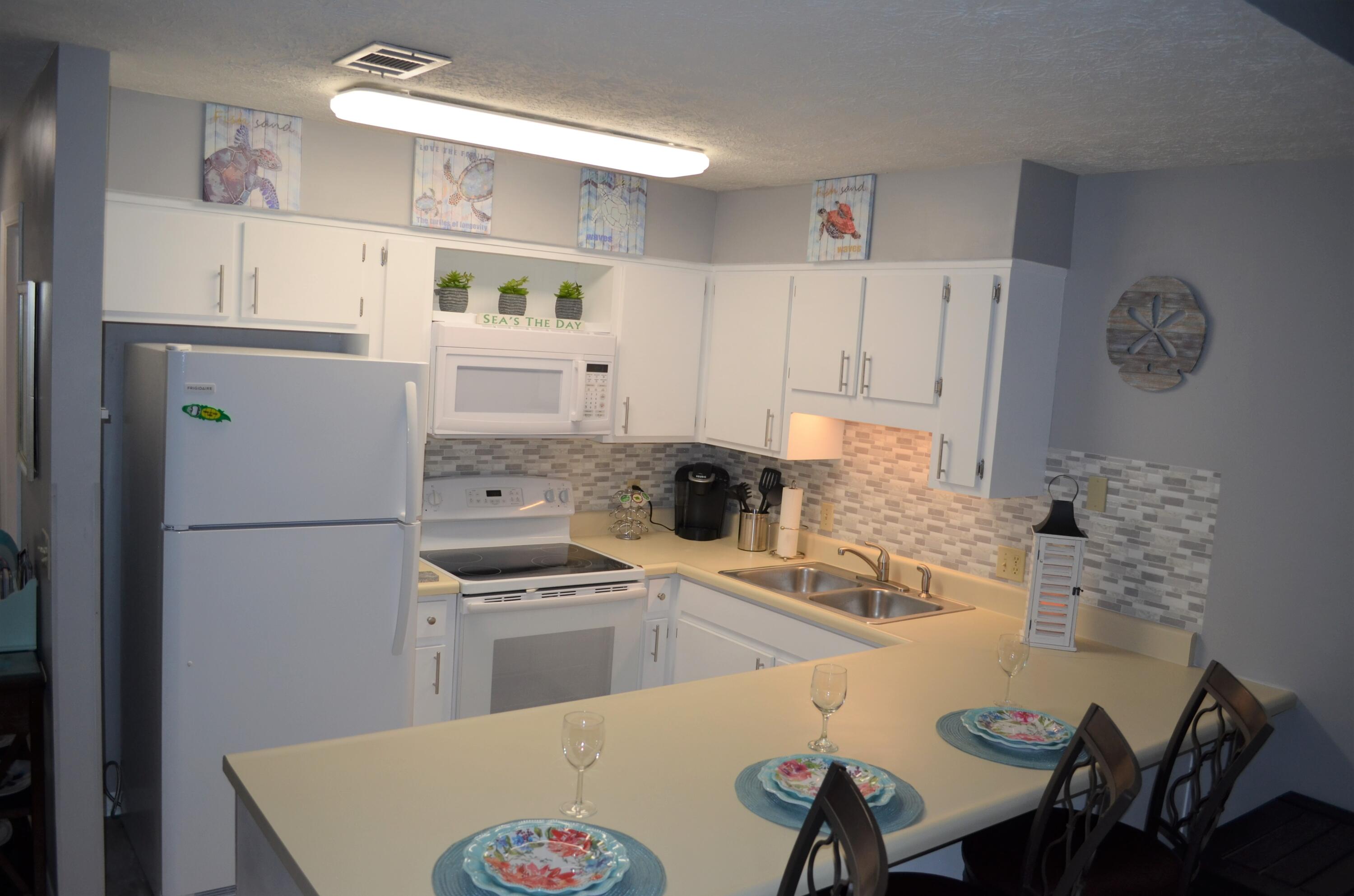 SOUTHWIND 1 CONDO - Residential