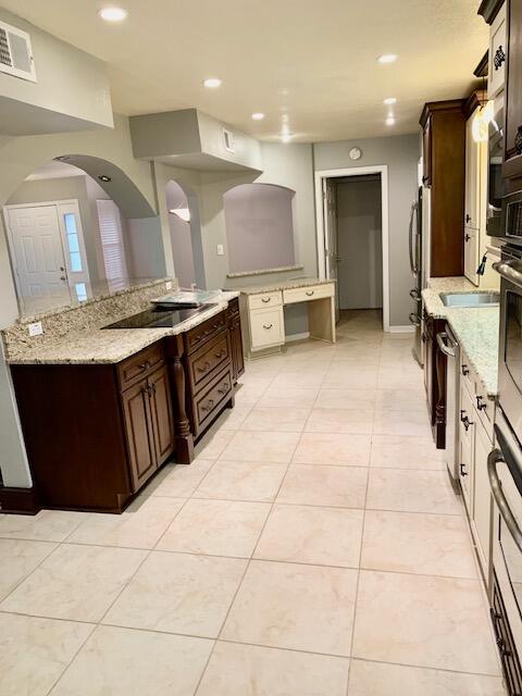 FOX DEN VILLAGES - Residential Lease