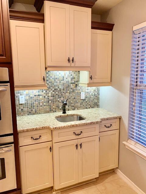 FOX DEN VILLAGES - Residential Lease