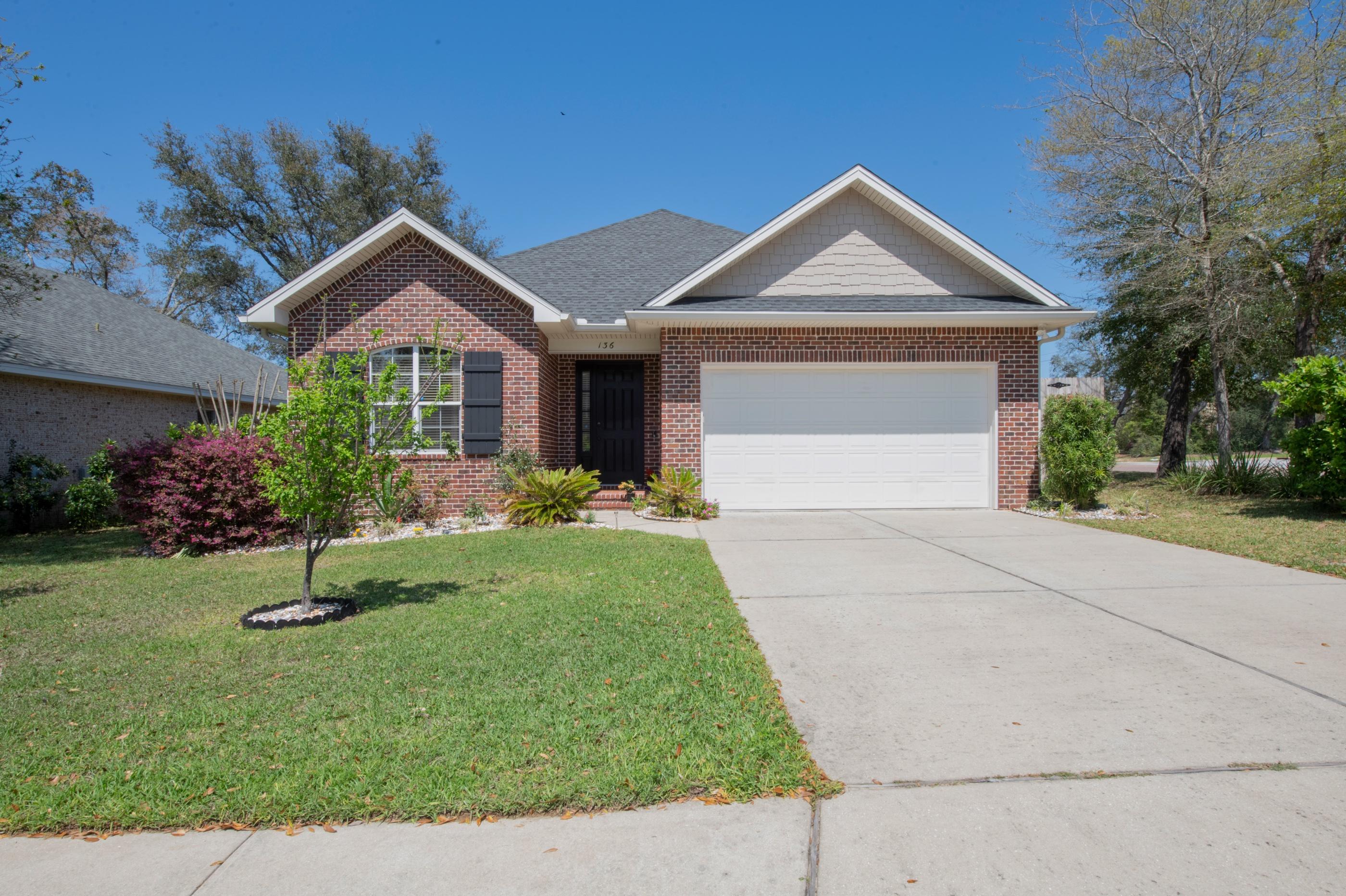 ARROWHEAD - Residential