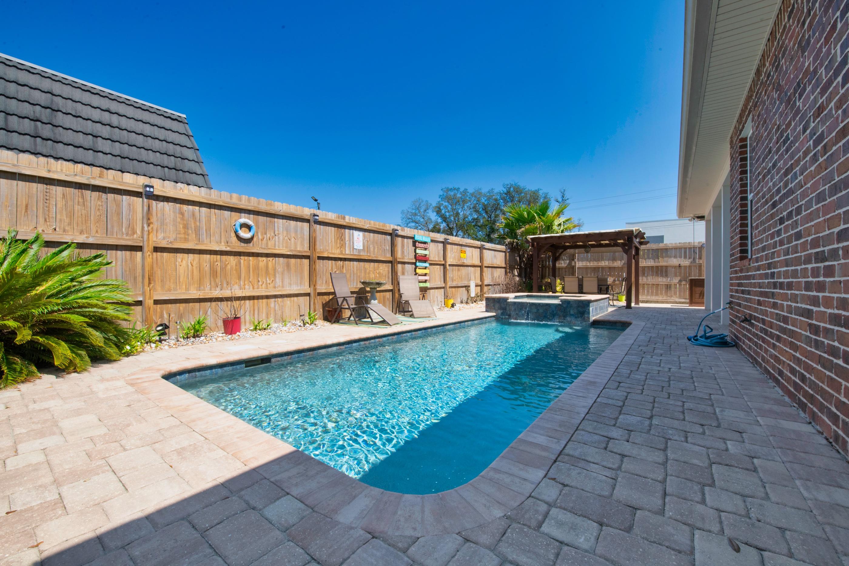 ARROWHEAD - Residential