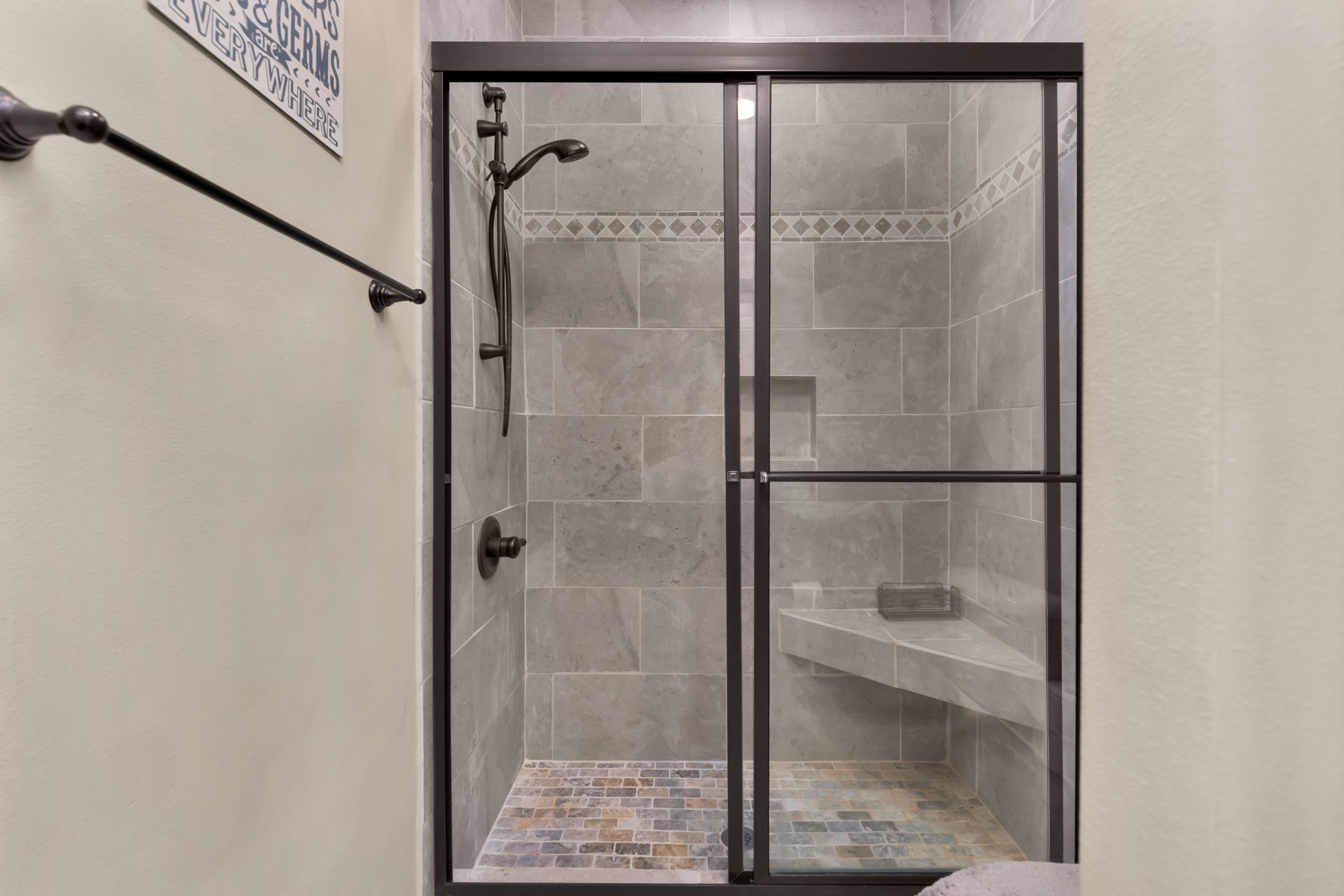 ARROWHEAD - Residential