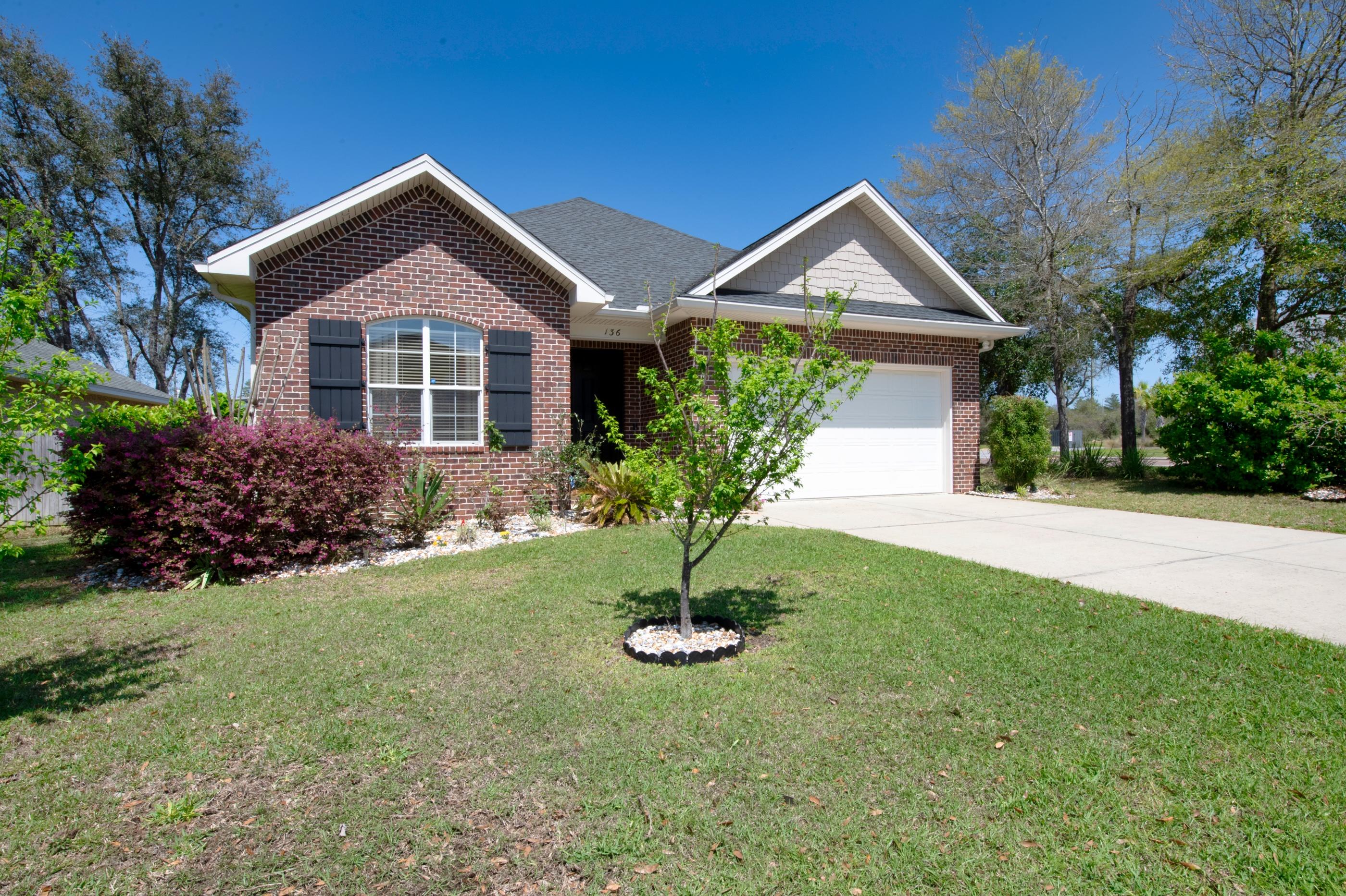 ARROWHEAD - Residential