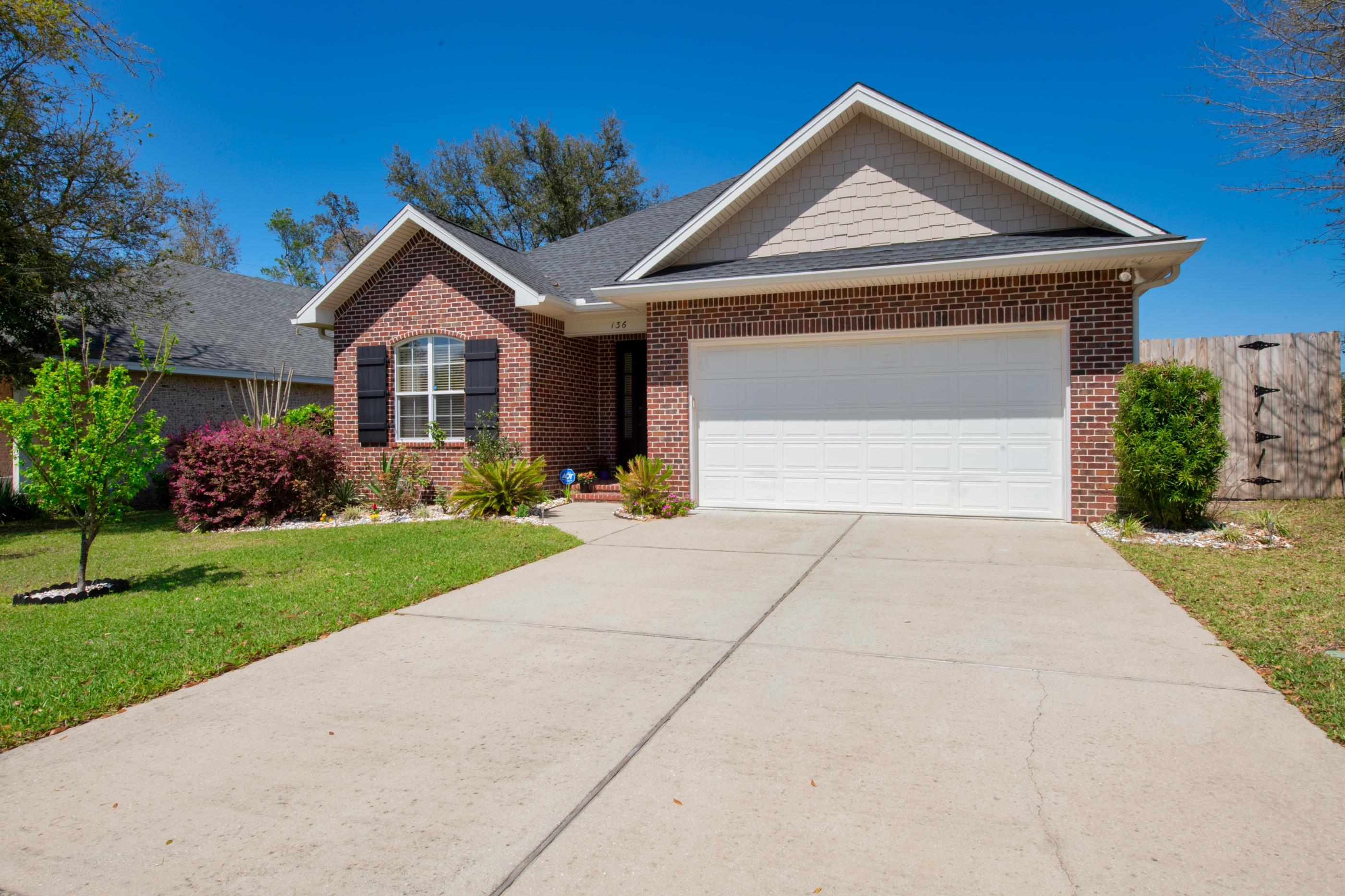 ARROWHEAD - Residential