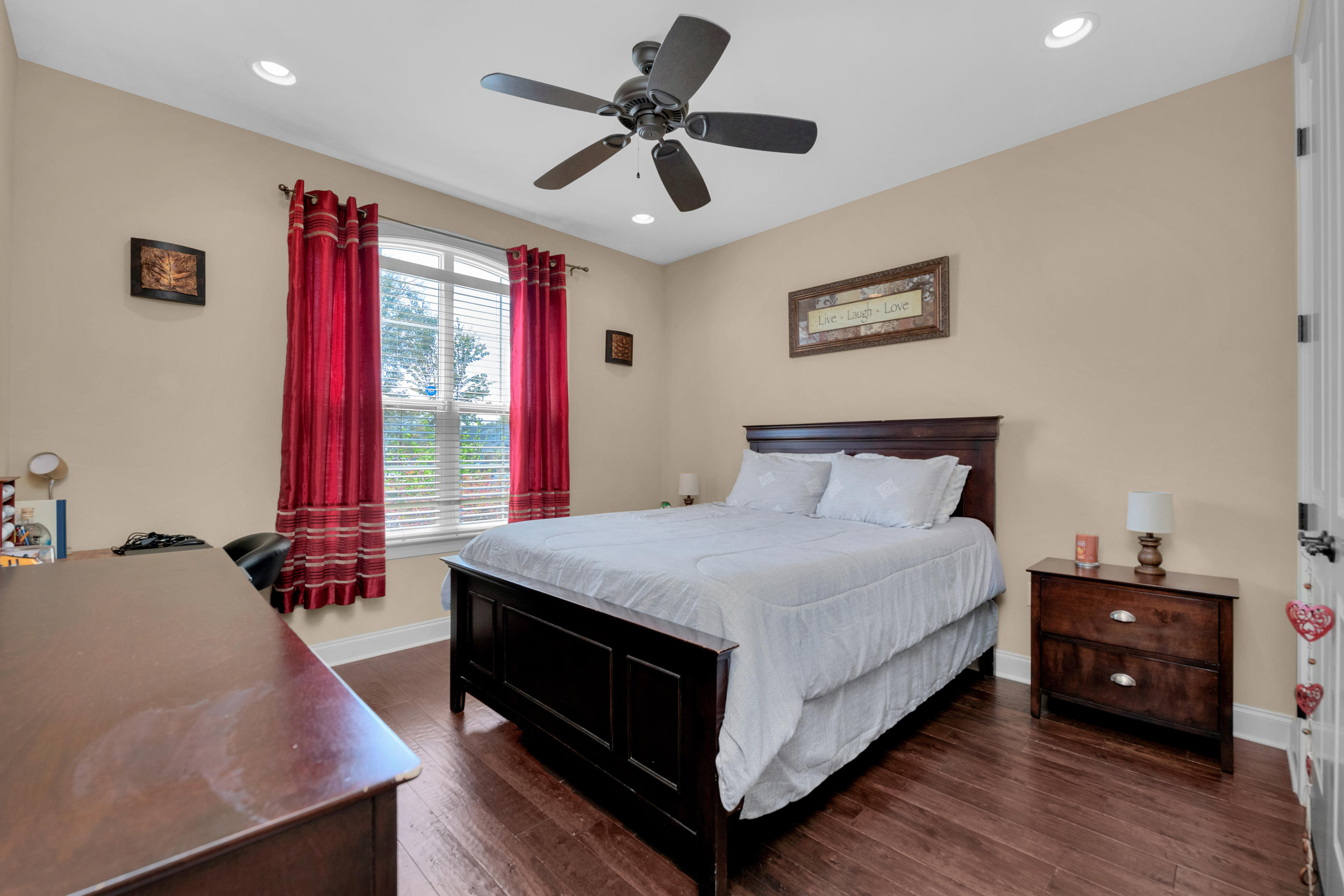 ARROWHEAD - Residential