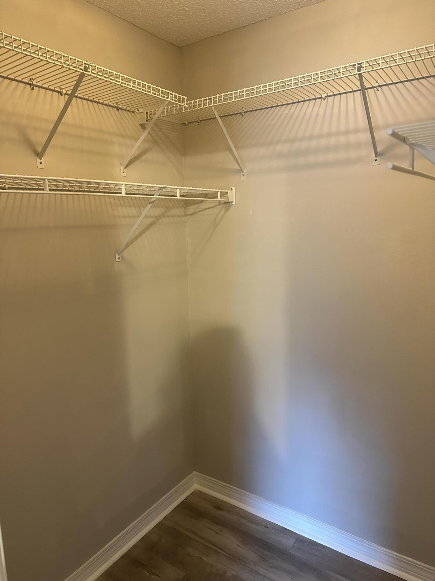 SAN PEDRO PLAZA - Residential Lease