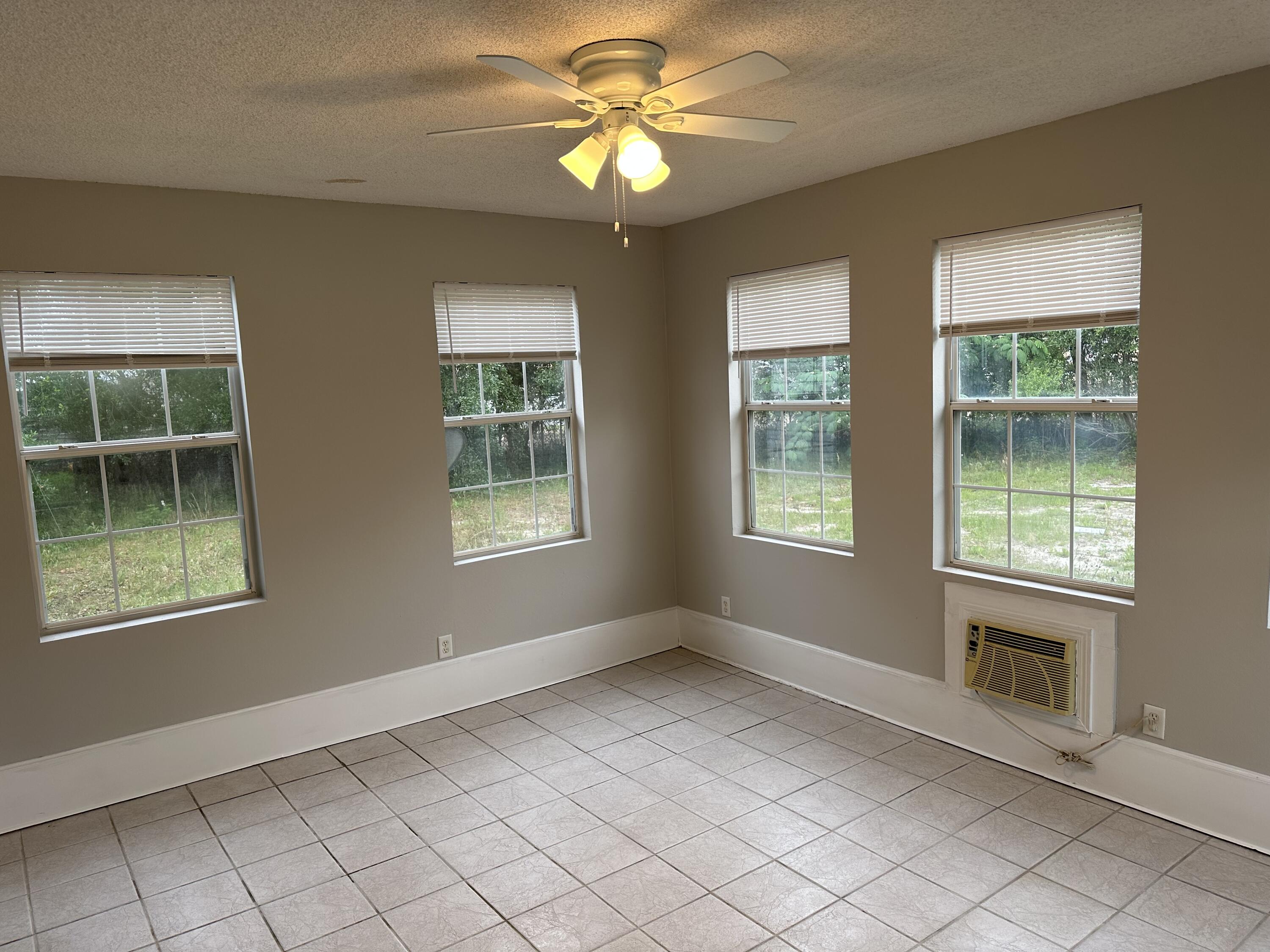 SAN PEDRO PLAZA - Residential Lease