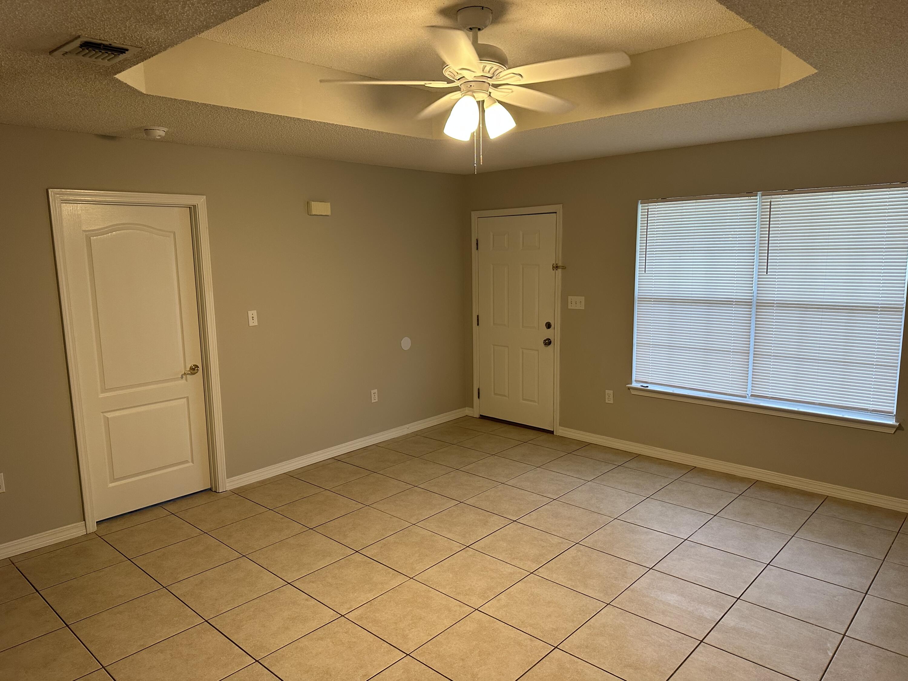 SAN PEDRO PLAZA - Residential Lease