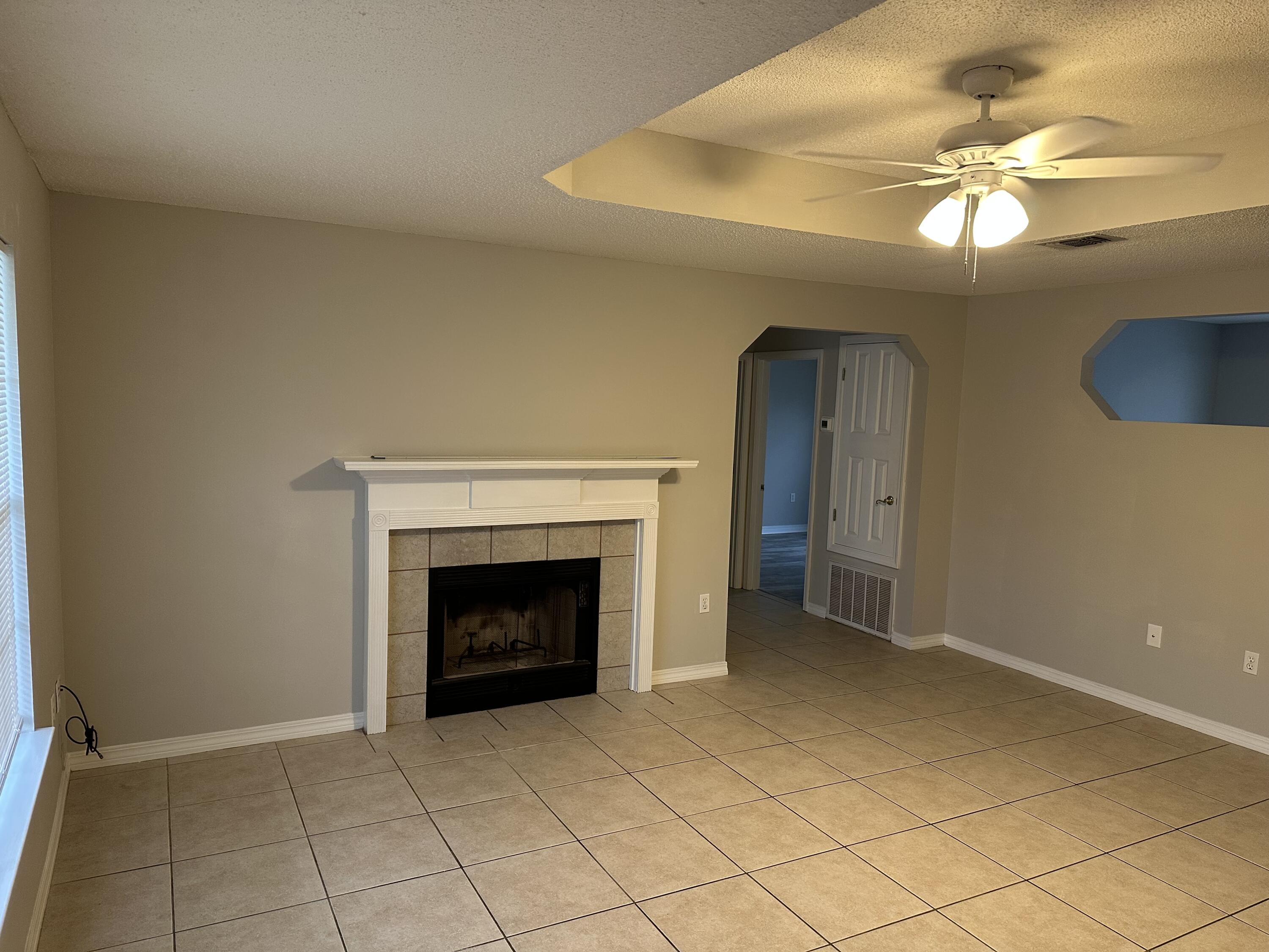 SAN PEDRO PLAZA - Residential Lease