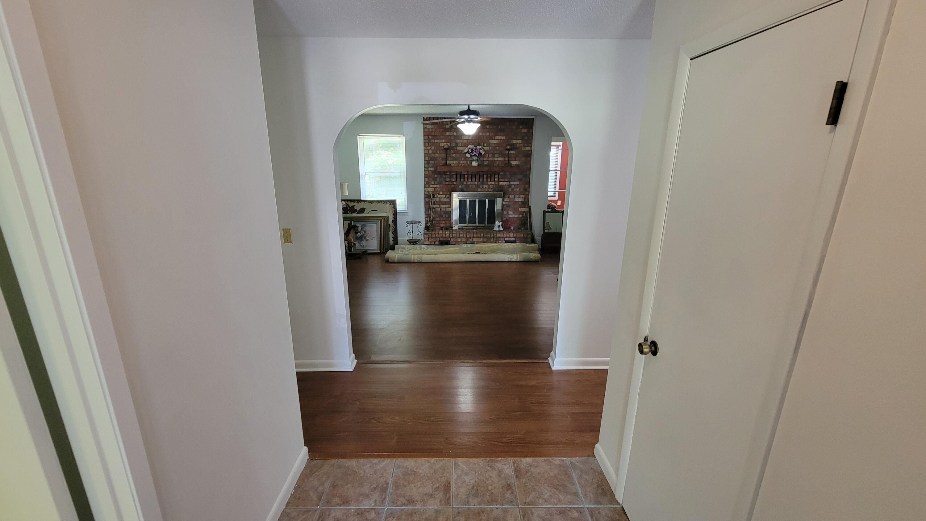 PINEWOOD ESTATES - Residential