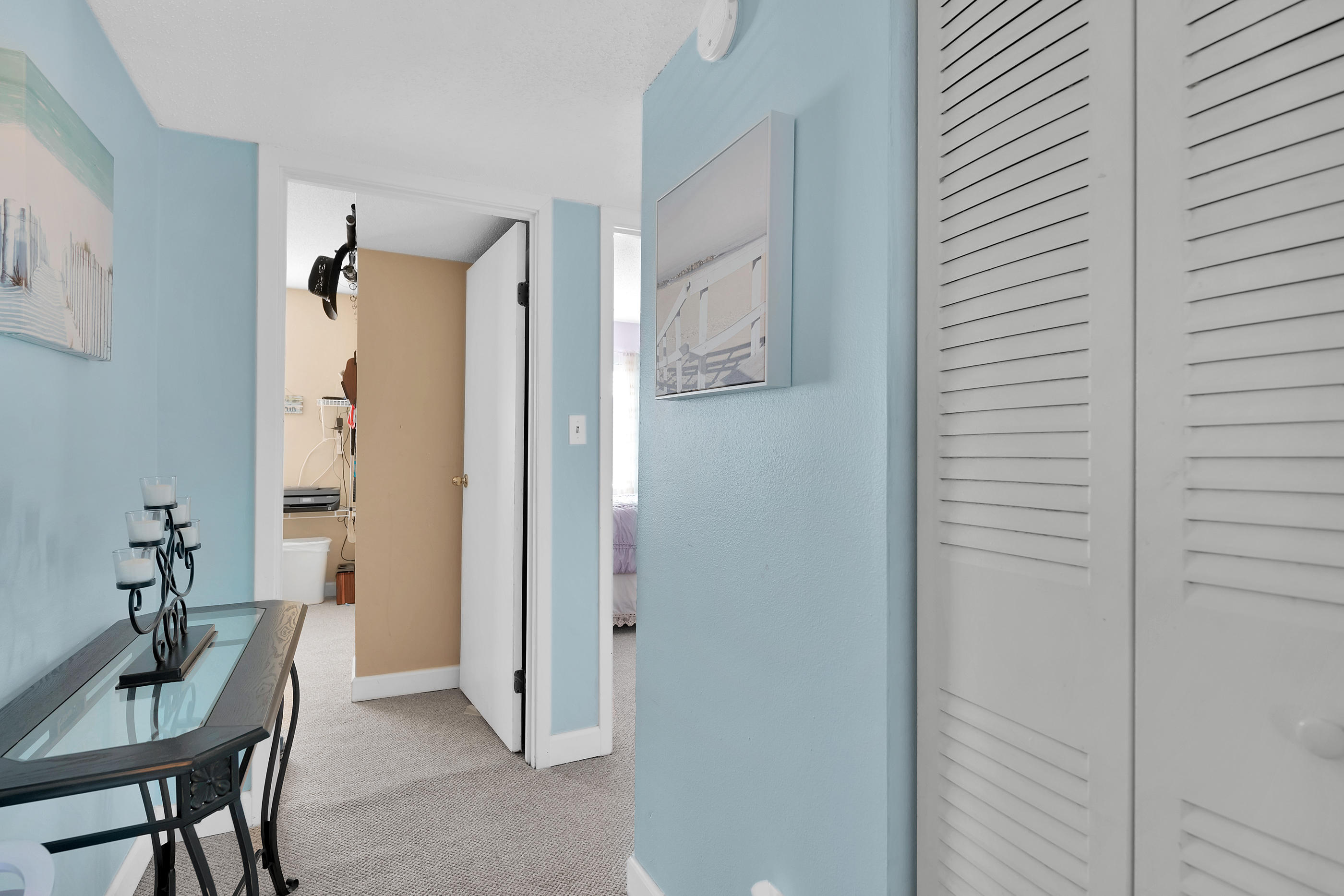 FINISTERRA CONDO - Residential