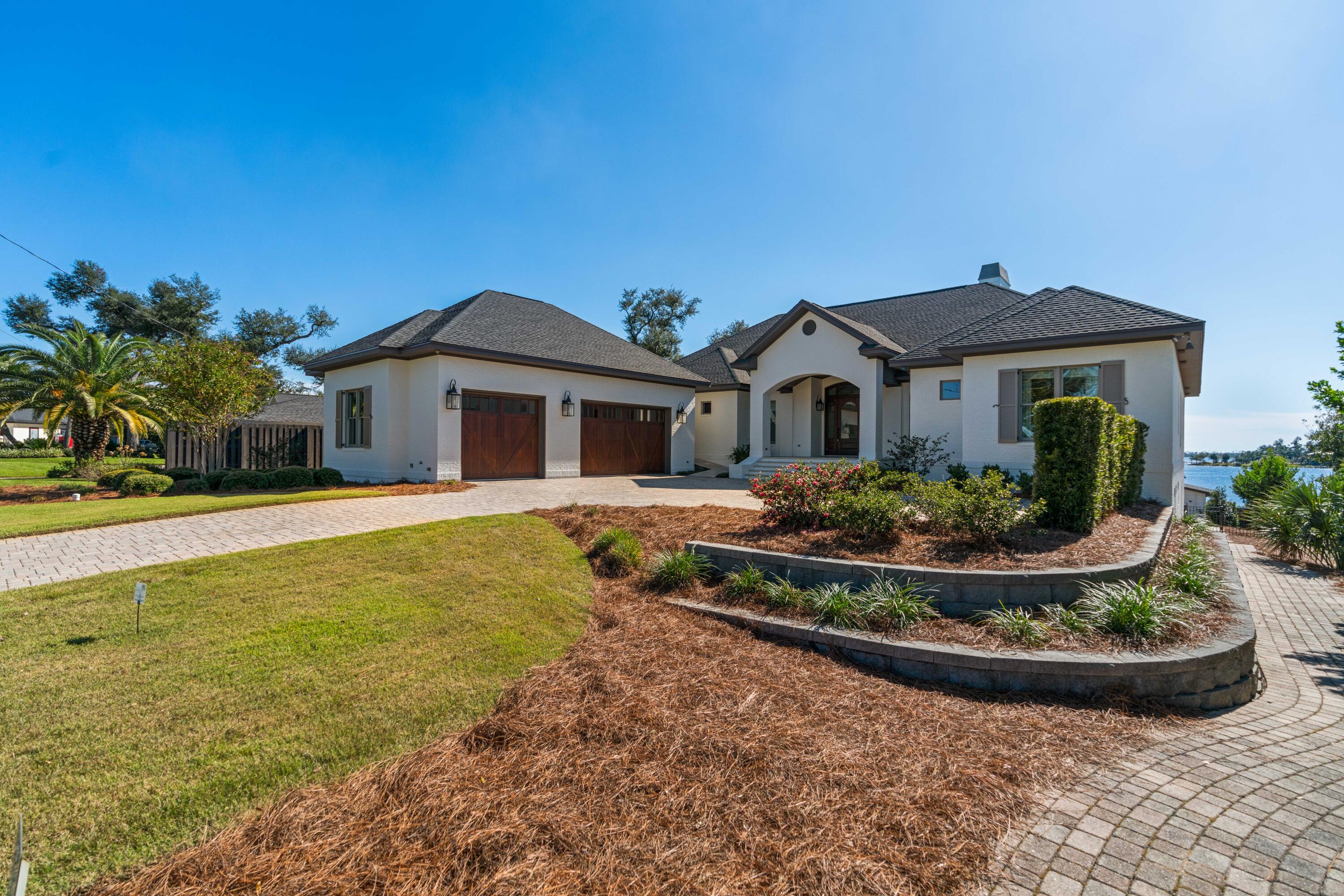 COVE TERRACE - Residential