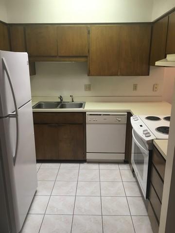 PILLAR OAKS - Residential