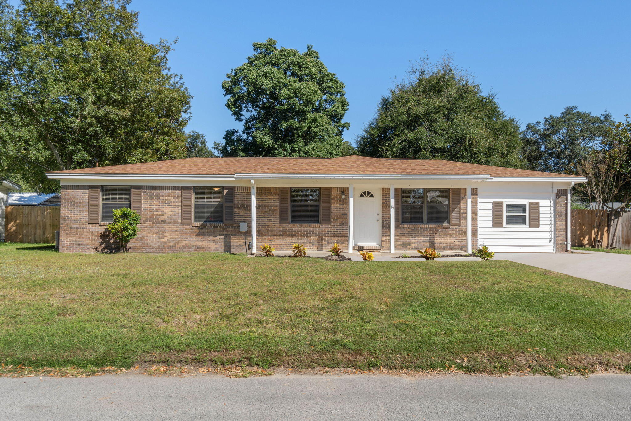 Proximity to the base at $300k with a pool!Just a short 3 mile drive to the main gate of Eglin AFB and 6 miles from Beach access at Beasley Park on Okaloosa Island.New roof was installed in 2017New Water Heater 2017New driveway being poured this week!Fresh PaintGreat starter home or investment property!Rented consistently for the last 7+years