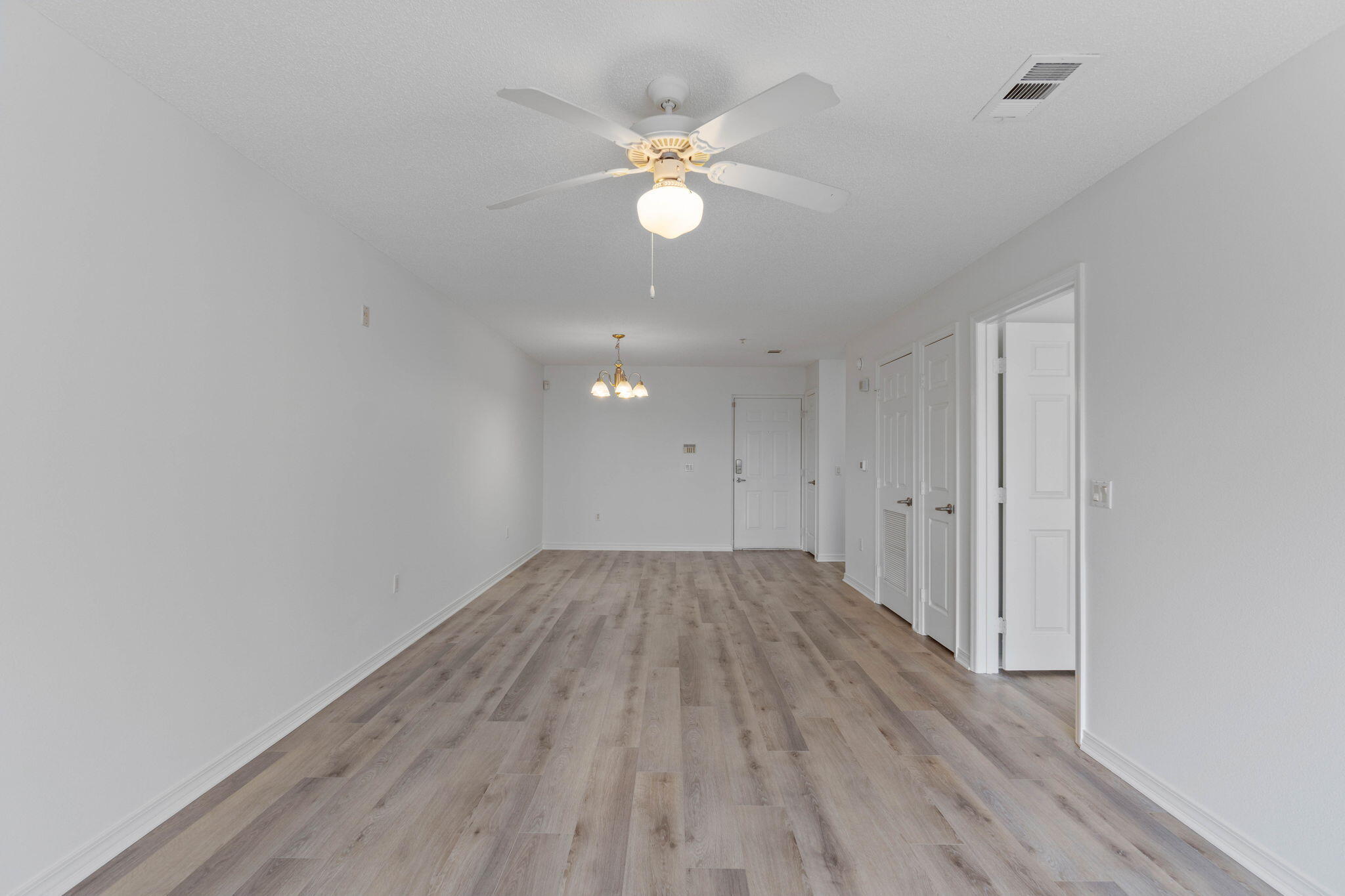 THE FLORIDA CLUB - Residential Lease