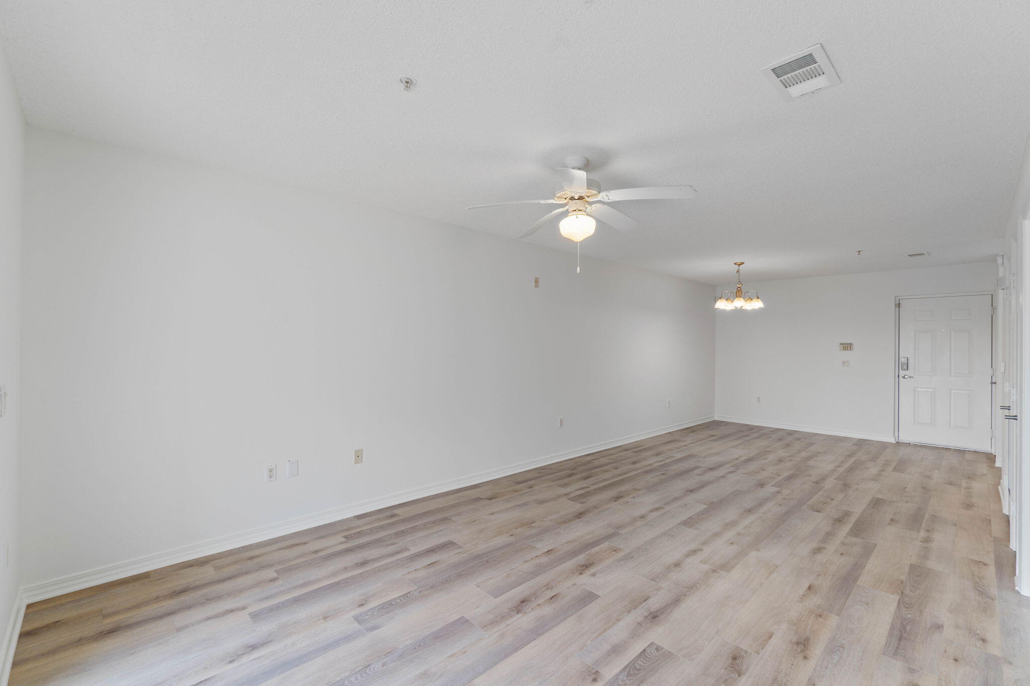 THE FLORIDA CLUB - Residential Lease