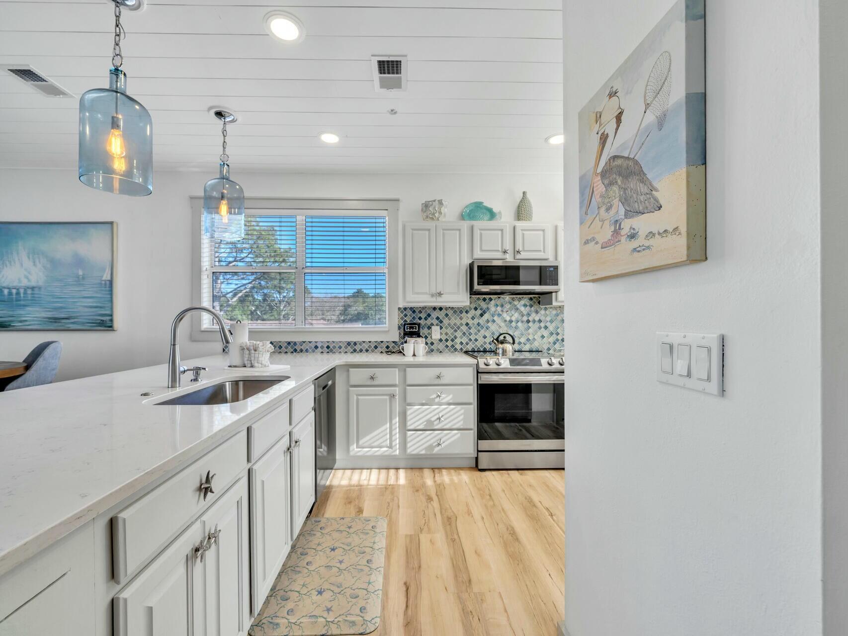 TURNBERRY VILLAS CONDO - Residential