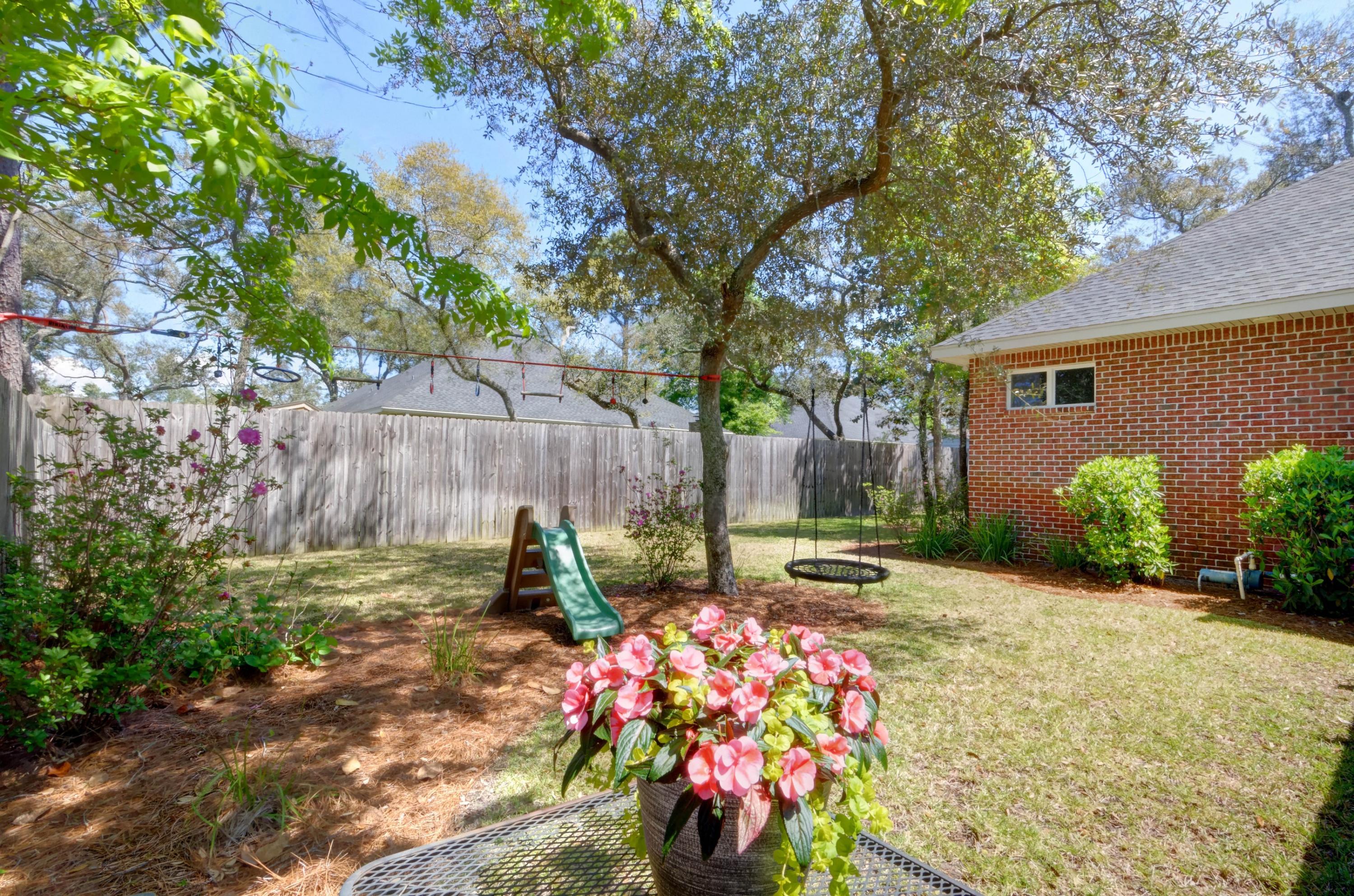 MAGNOLIA WOODS - Residential