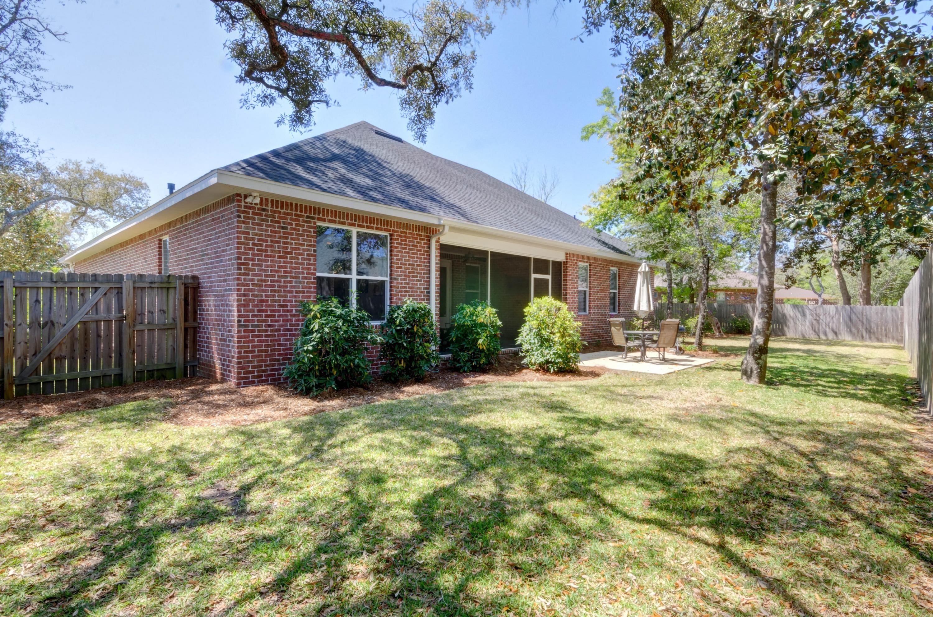 MAGNOLIA WOODS - Residential