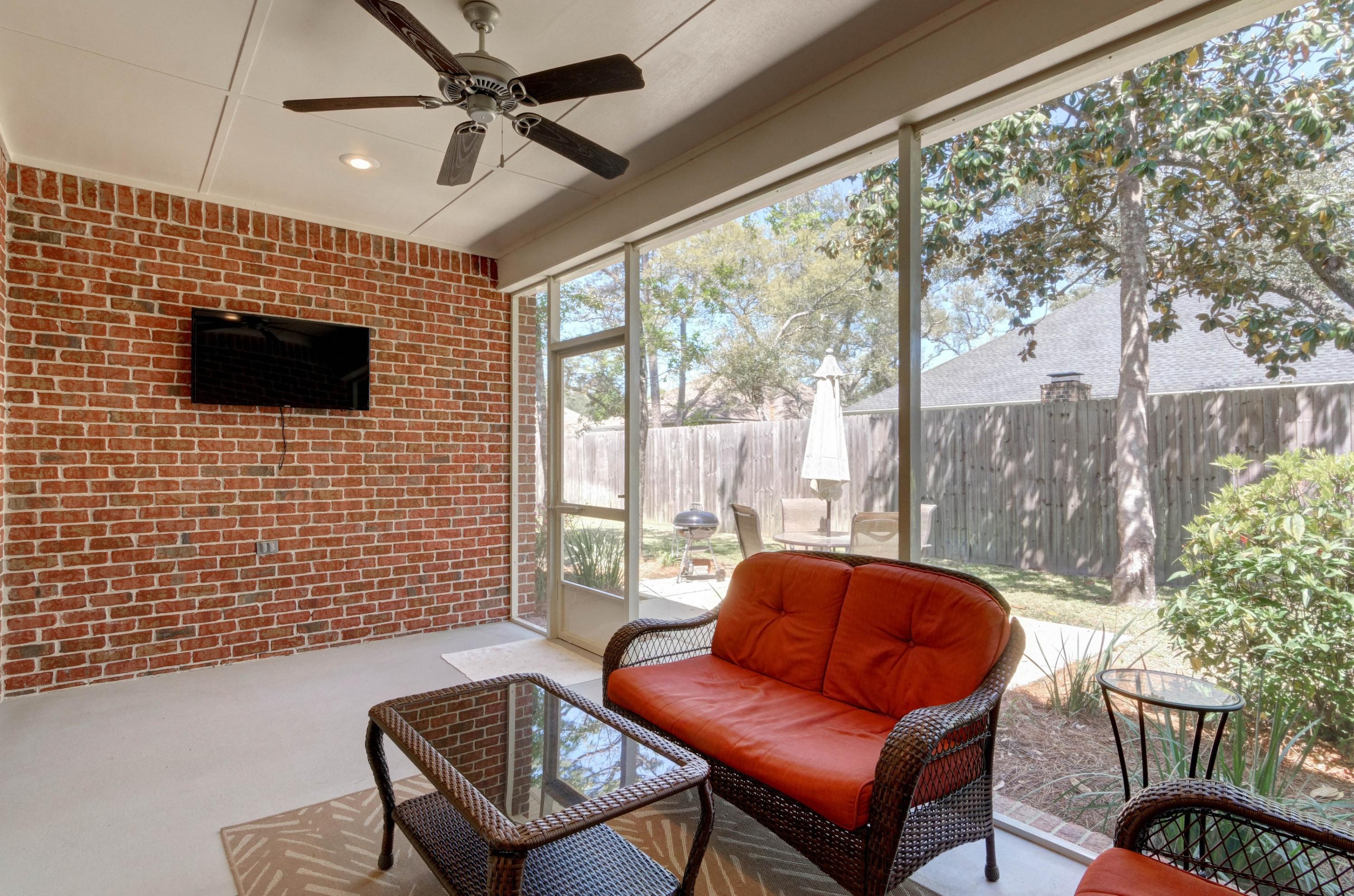 MAGNOLIA WOODS - Residential