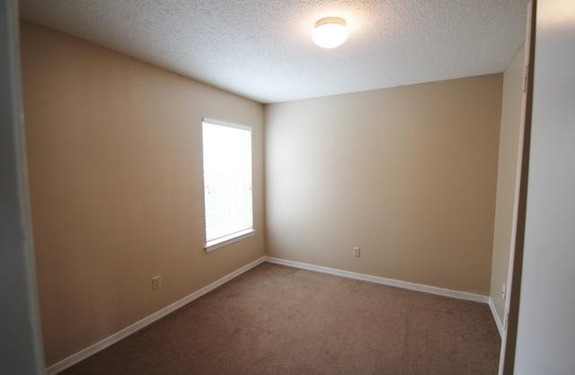 WOODLAND PARK ESTATES - Residential