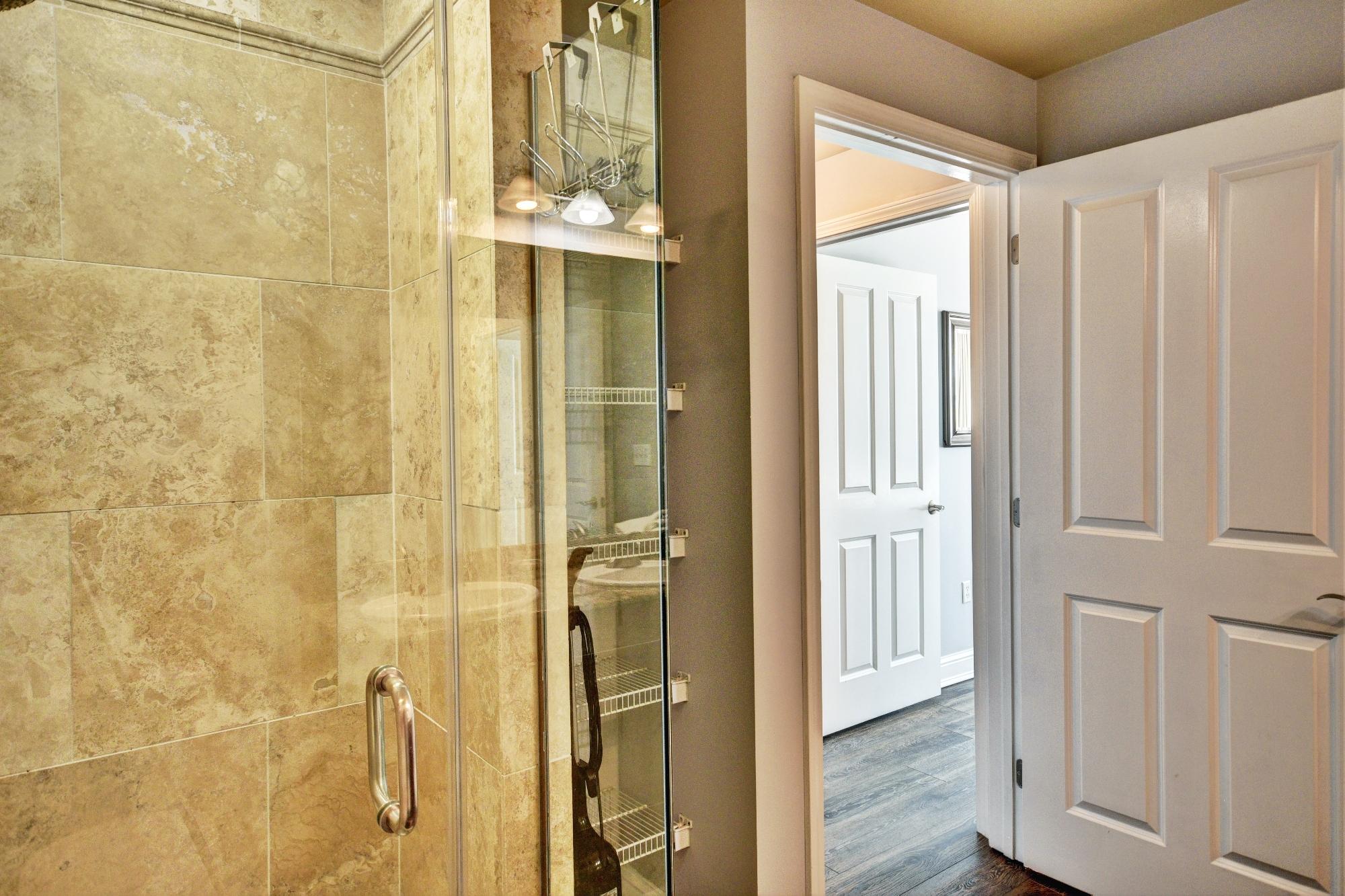 Aqua Beachside Resort - Residential