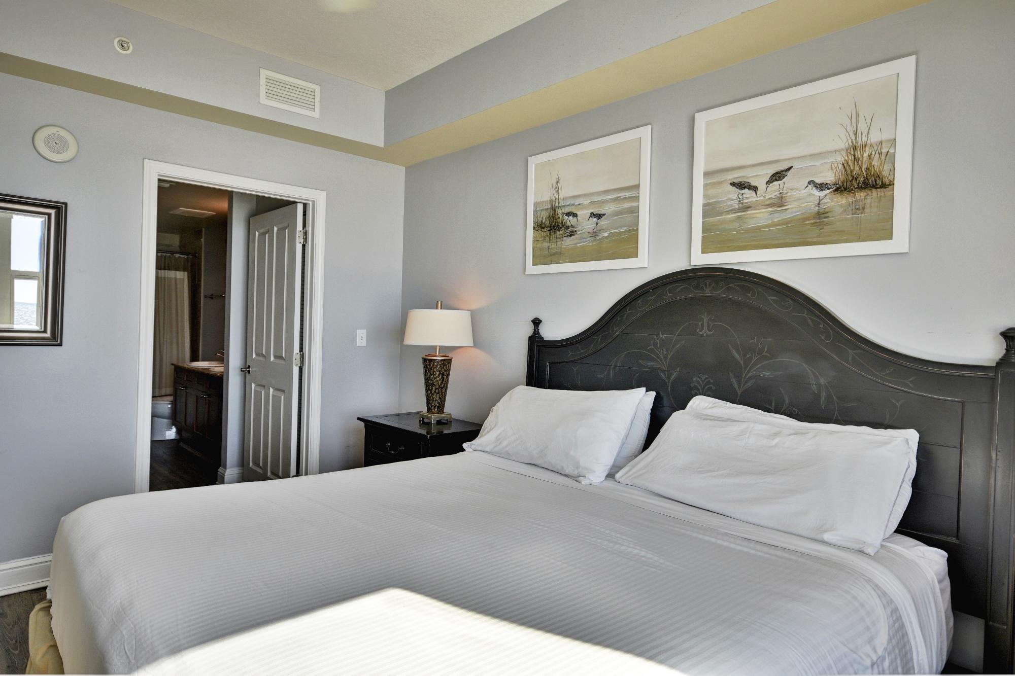 Aqua Beachside Resort - Residential