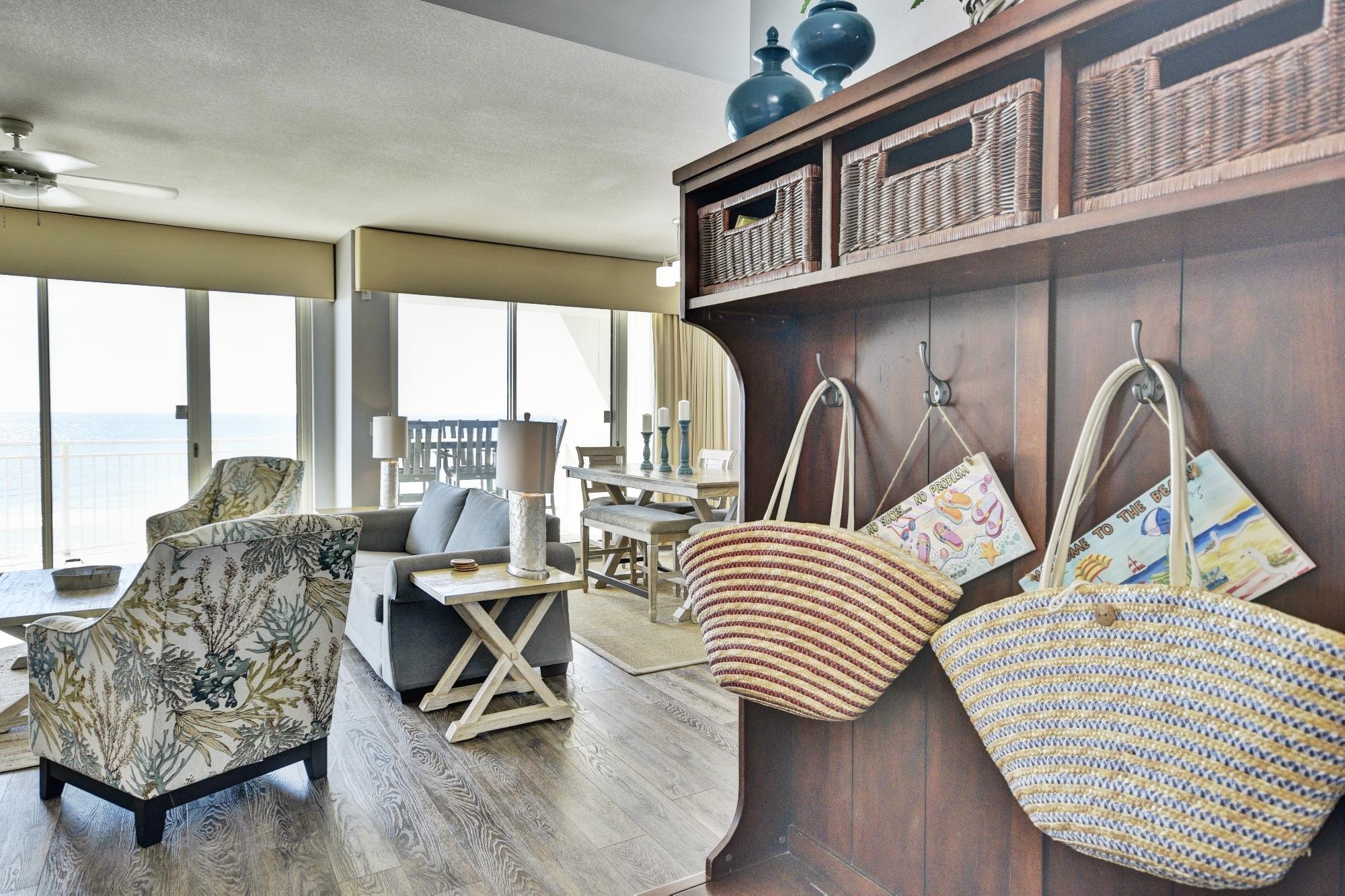 Aqua Beachside Resort - Residential