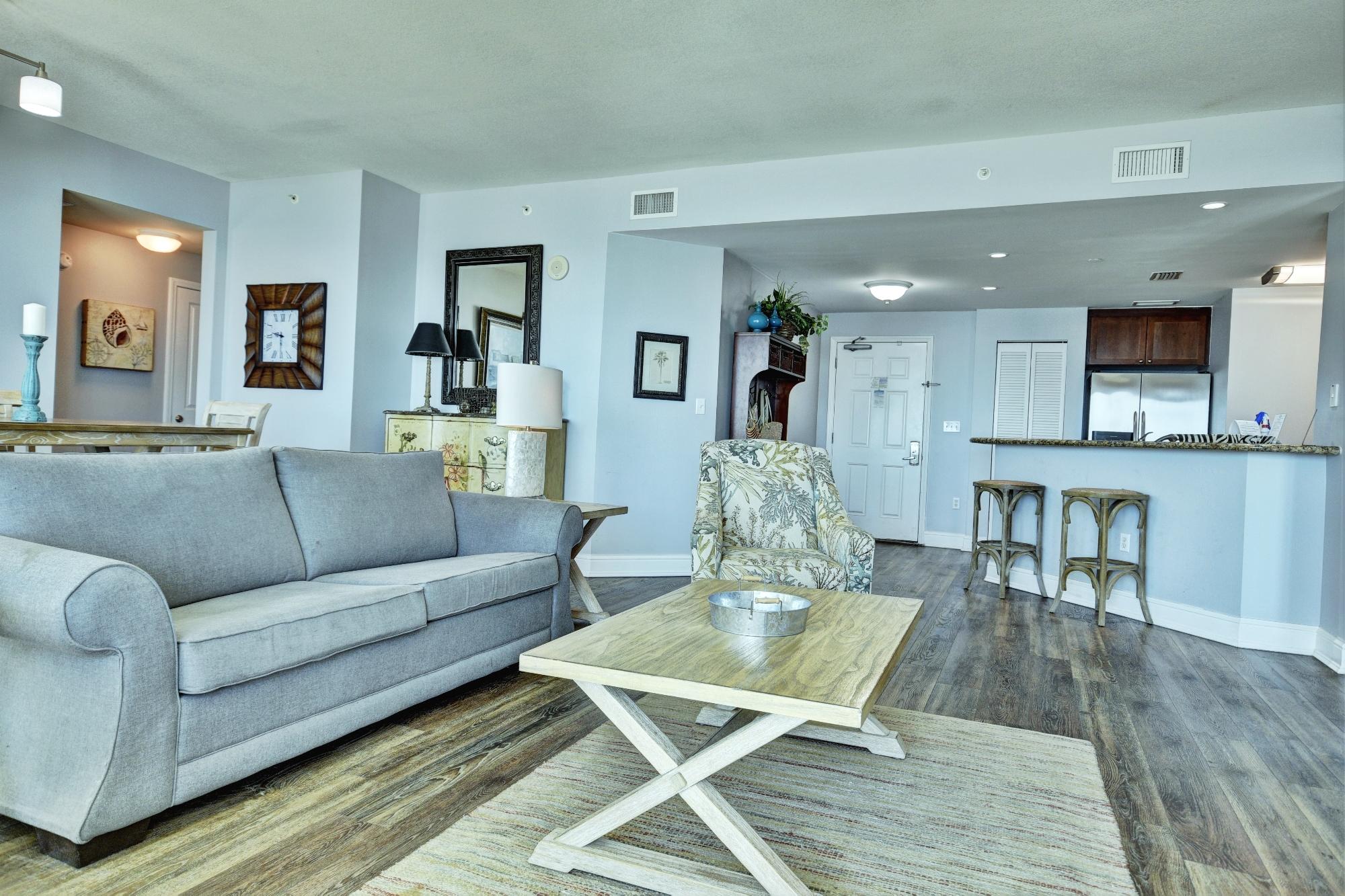 Aqua Beachside Resort - Residential