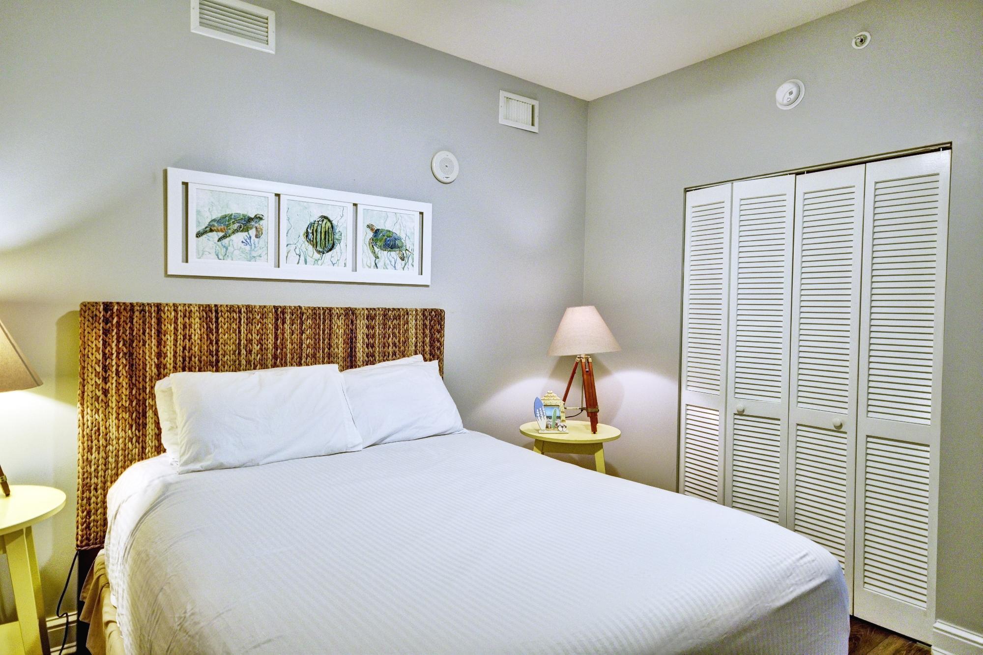 Aqua Beachside Resort - Residential