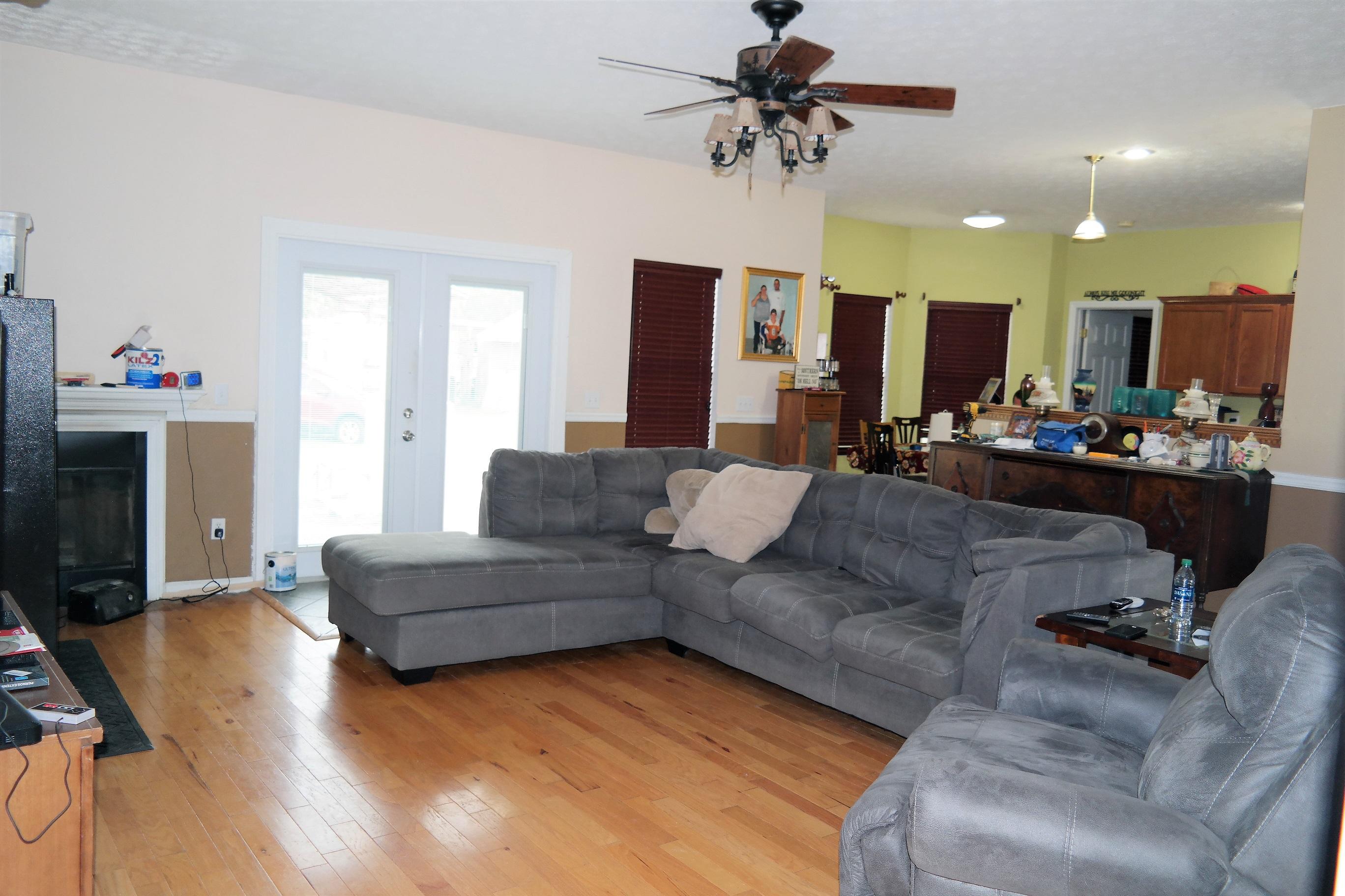 MEETS AND BONDS - Residential