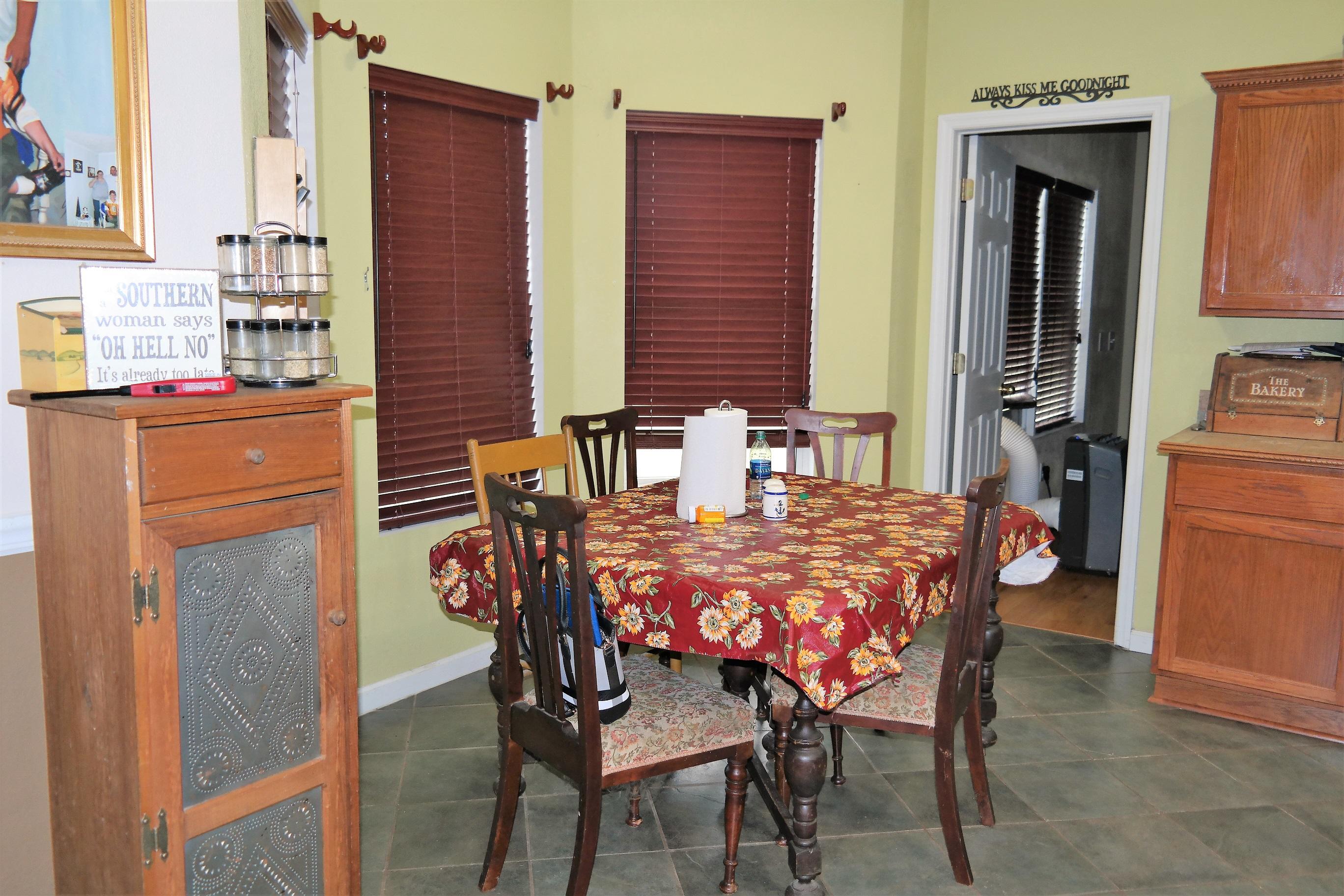 MEETS AND BONDS - Residential