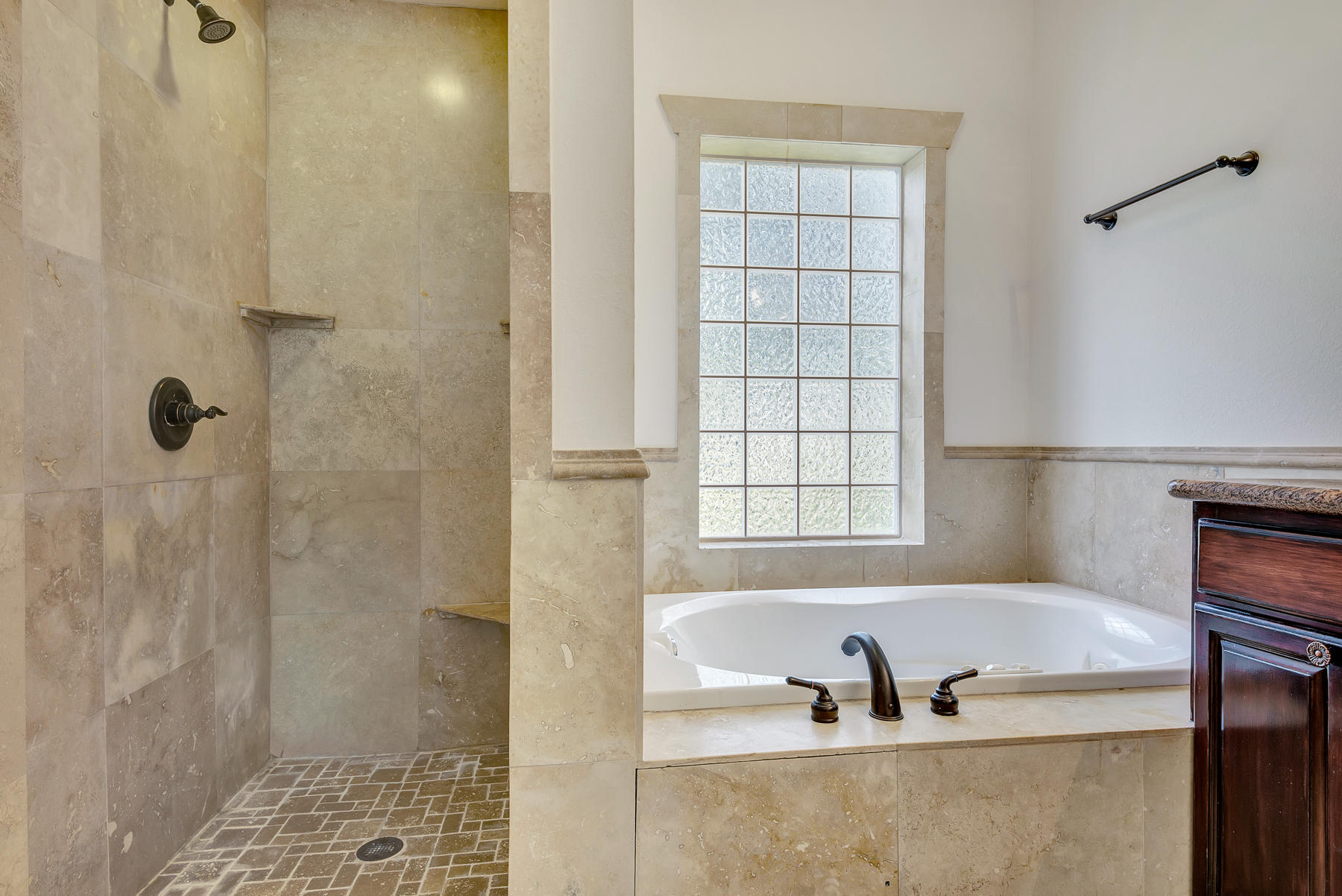 FOREST PARK - Residential