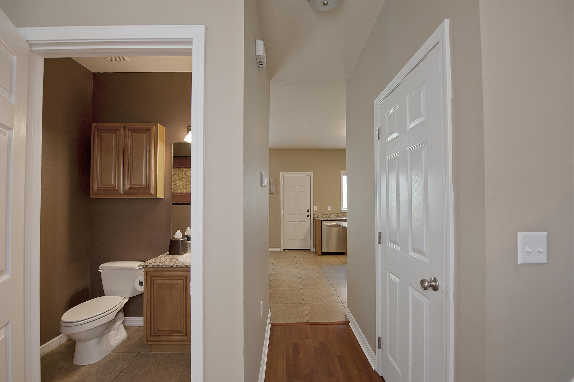 MERIDIAN SQUARE T/H - Residential