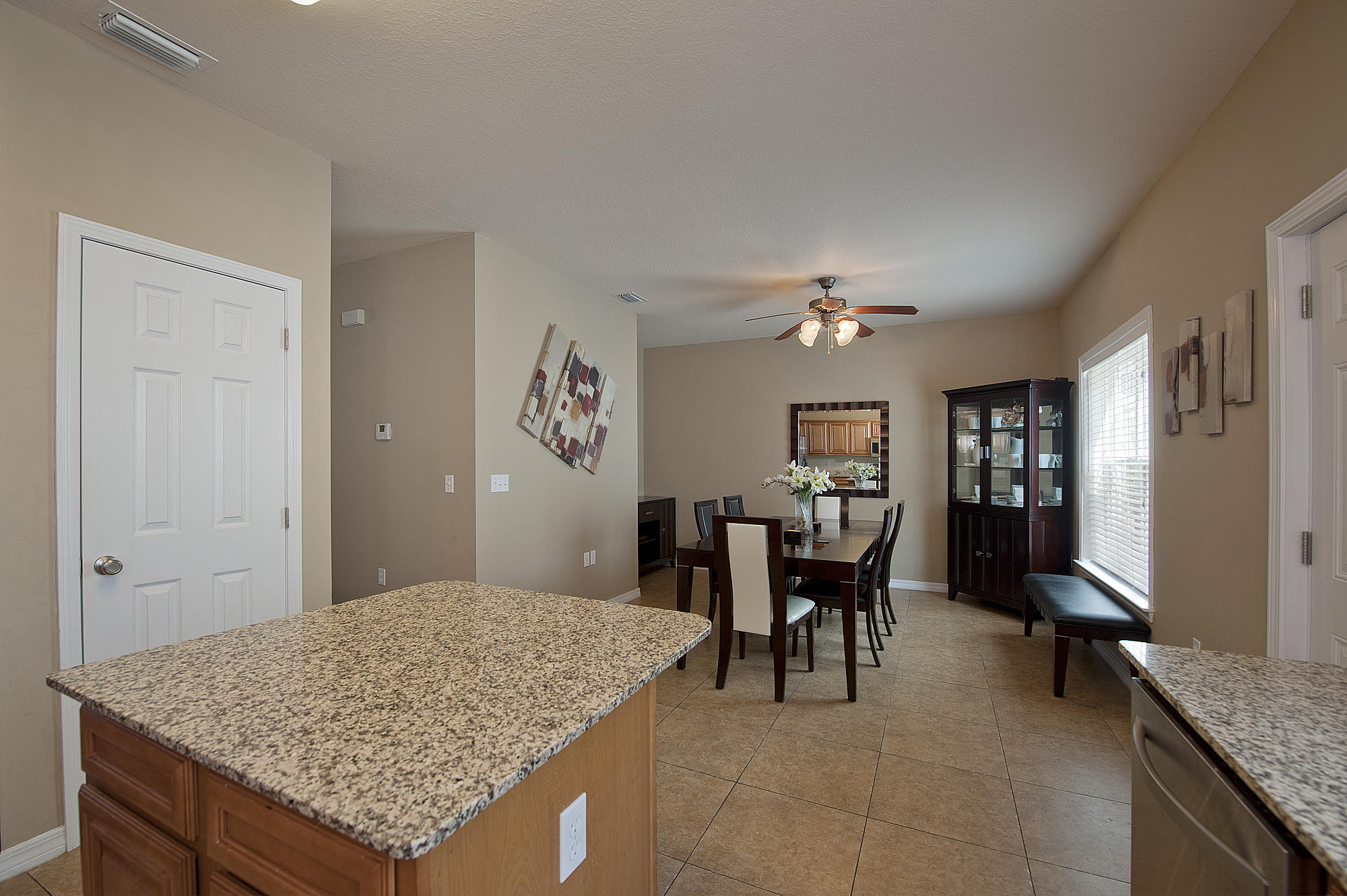 MERIDIAN SQUARE T/H - Residential