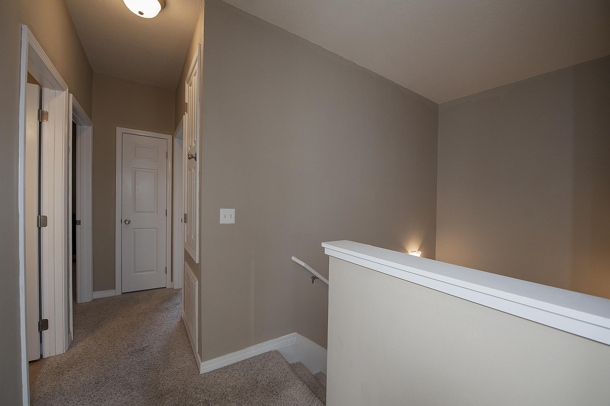 MERIDIAN SQUARE T/H - Residential