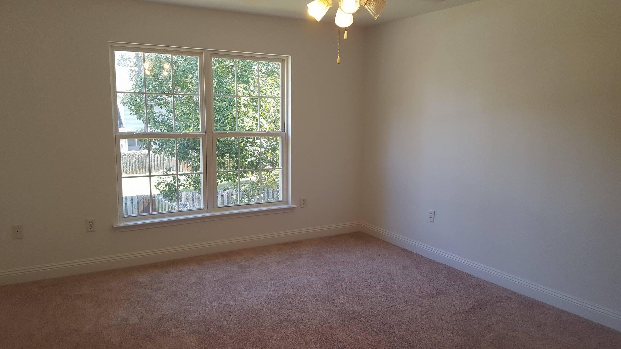 KING'S PORT TOWNHOMES - Residential