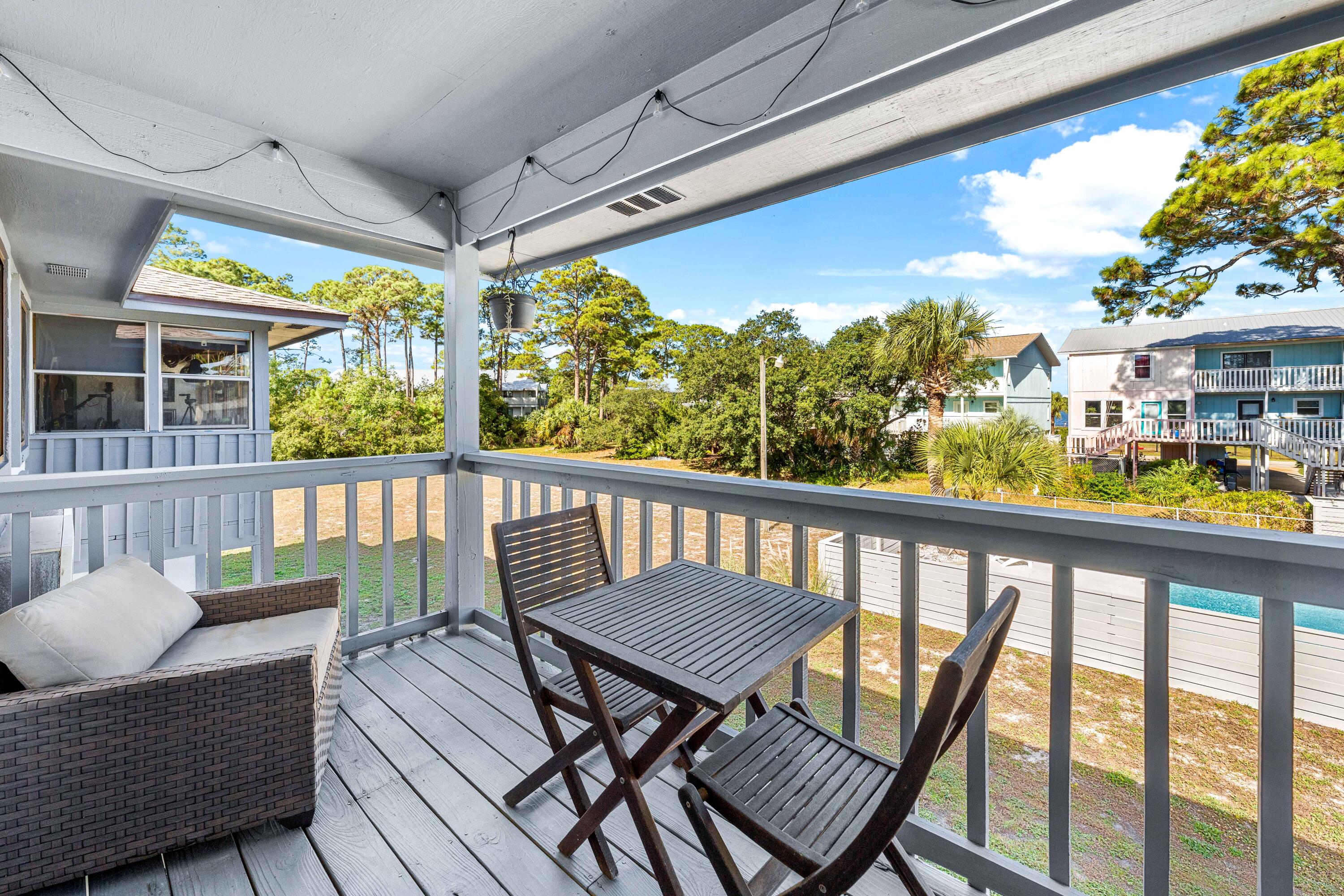 PIRATES COVE INLET CONDO - Residential