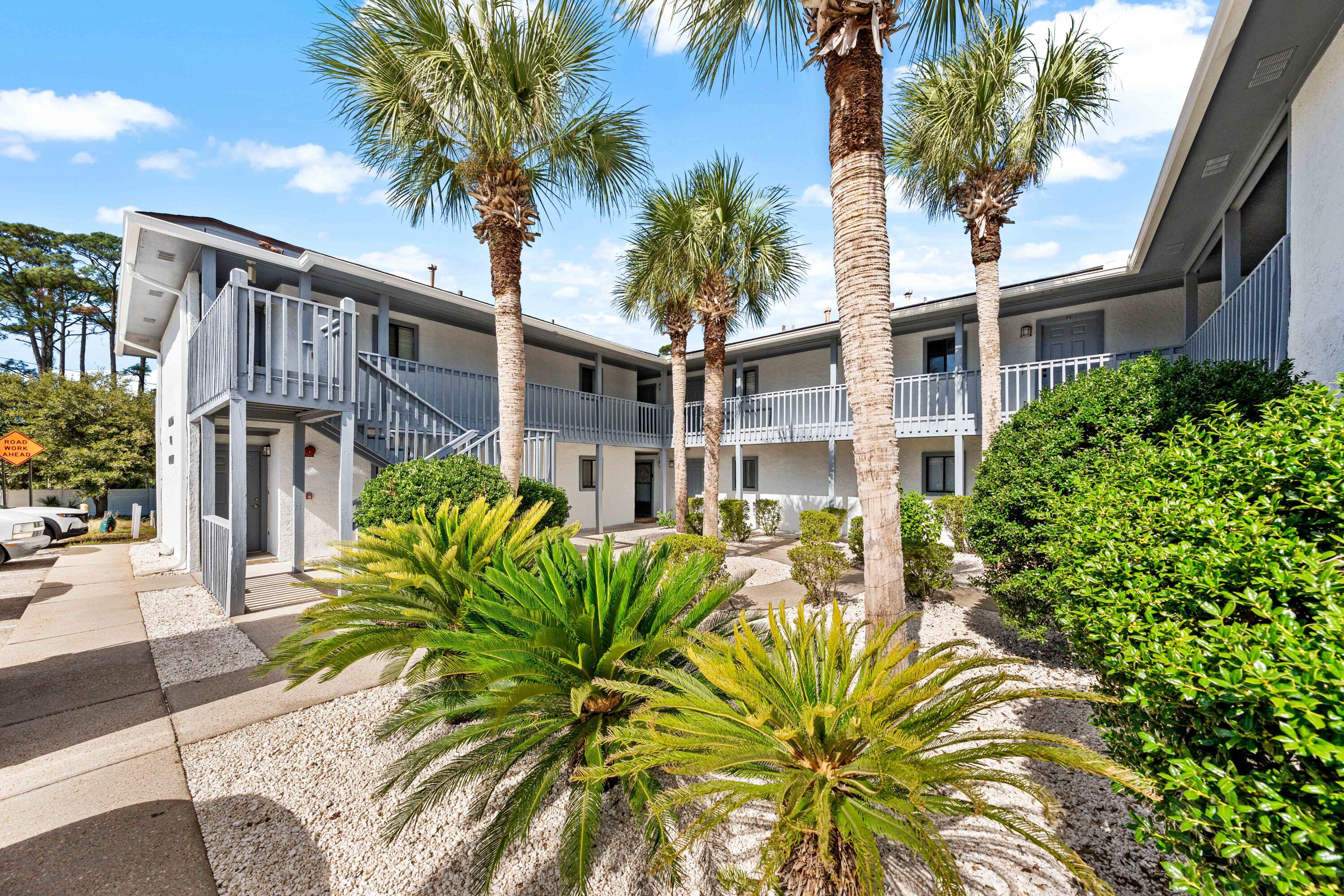 PIRATES COVE INLET CONDO - Residential