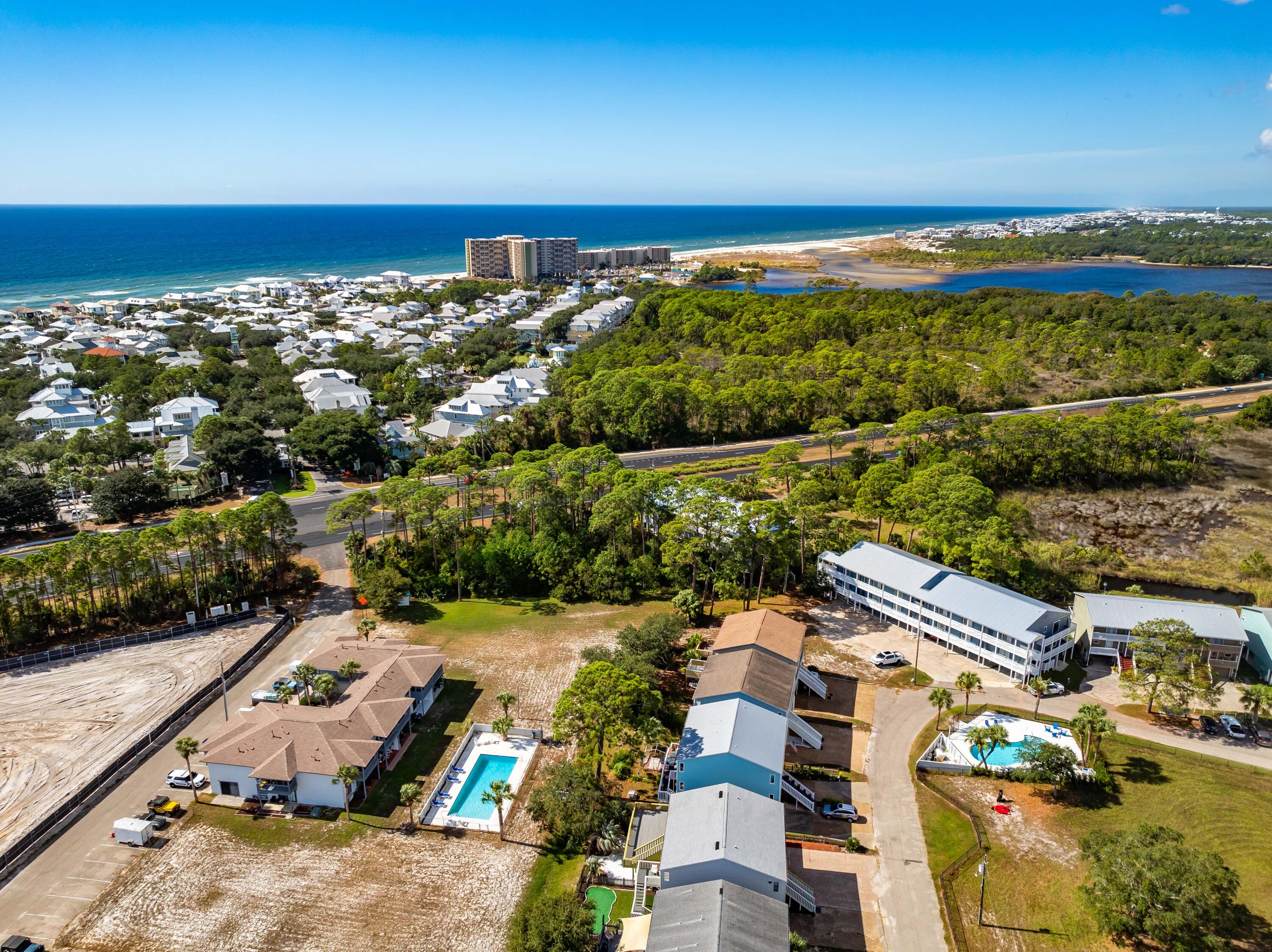 PIRATES COVE INLET CONDO - Residential